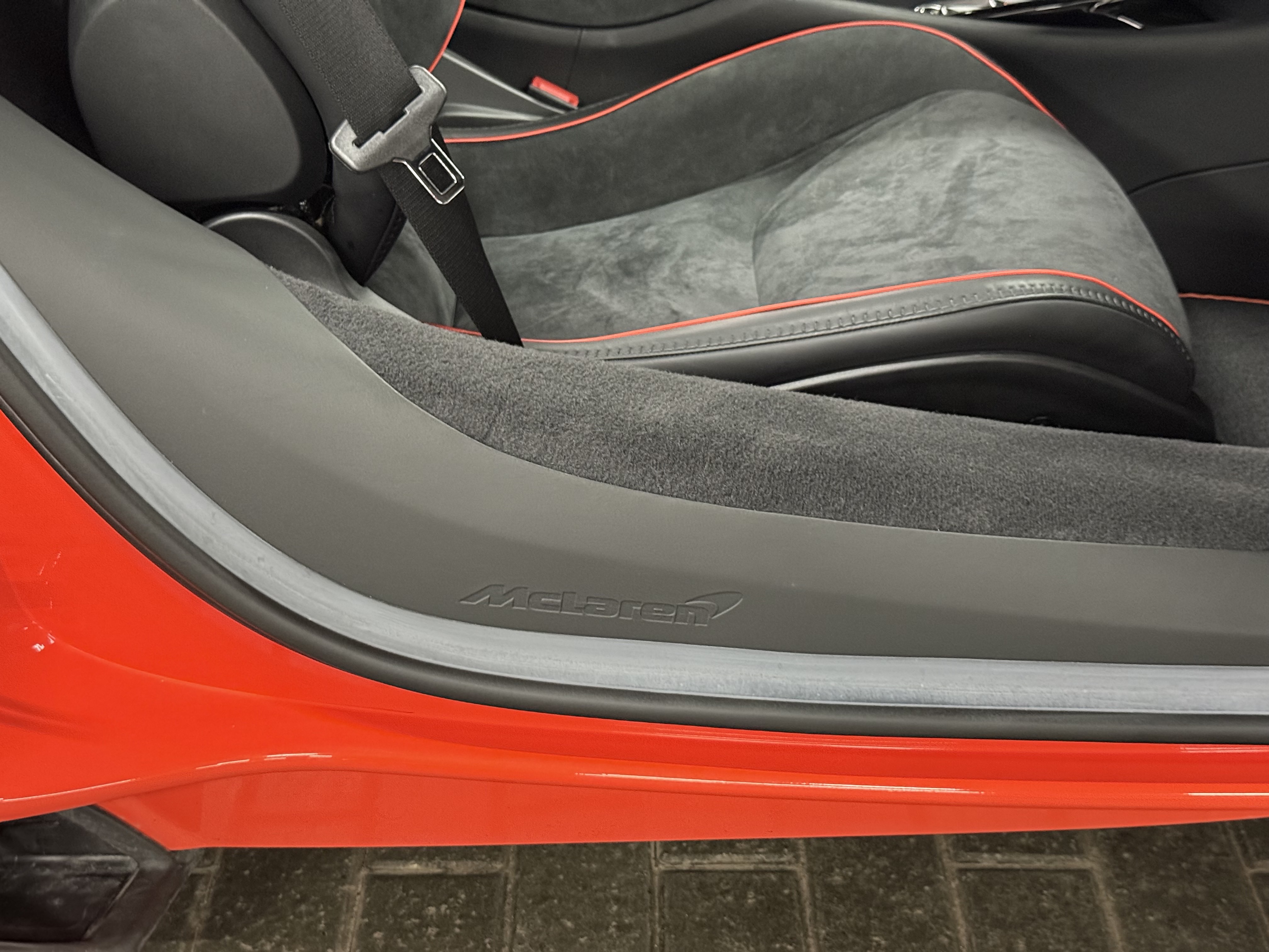 2023 McLaren Artura Coupe, Toronto, Cash