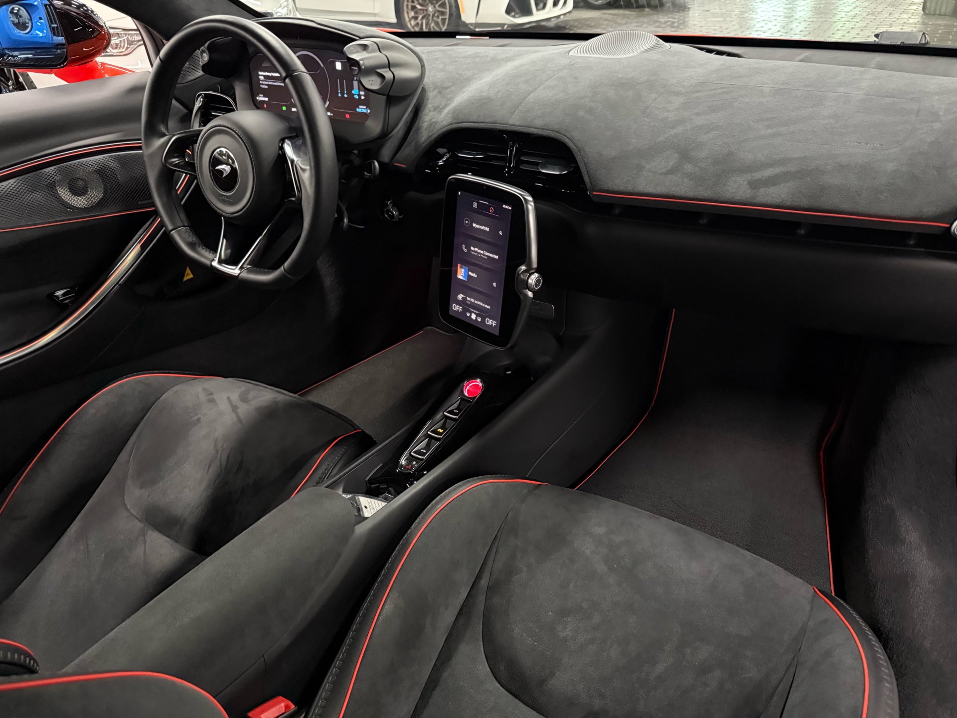 2023 McLaren Artura Coupe, Toronto, Cash