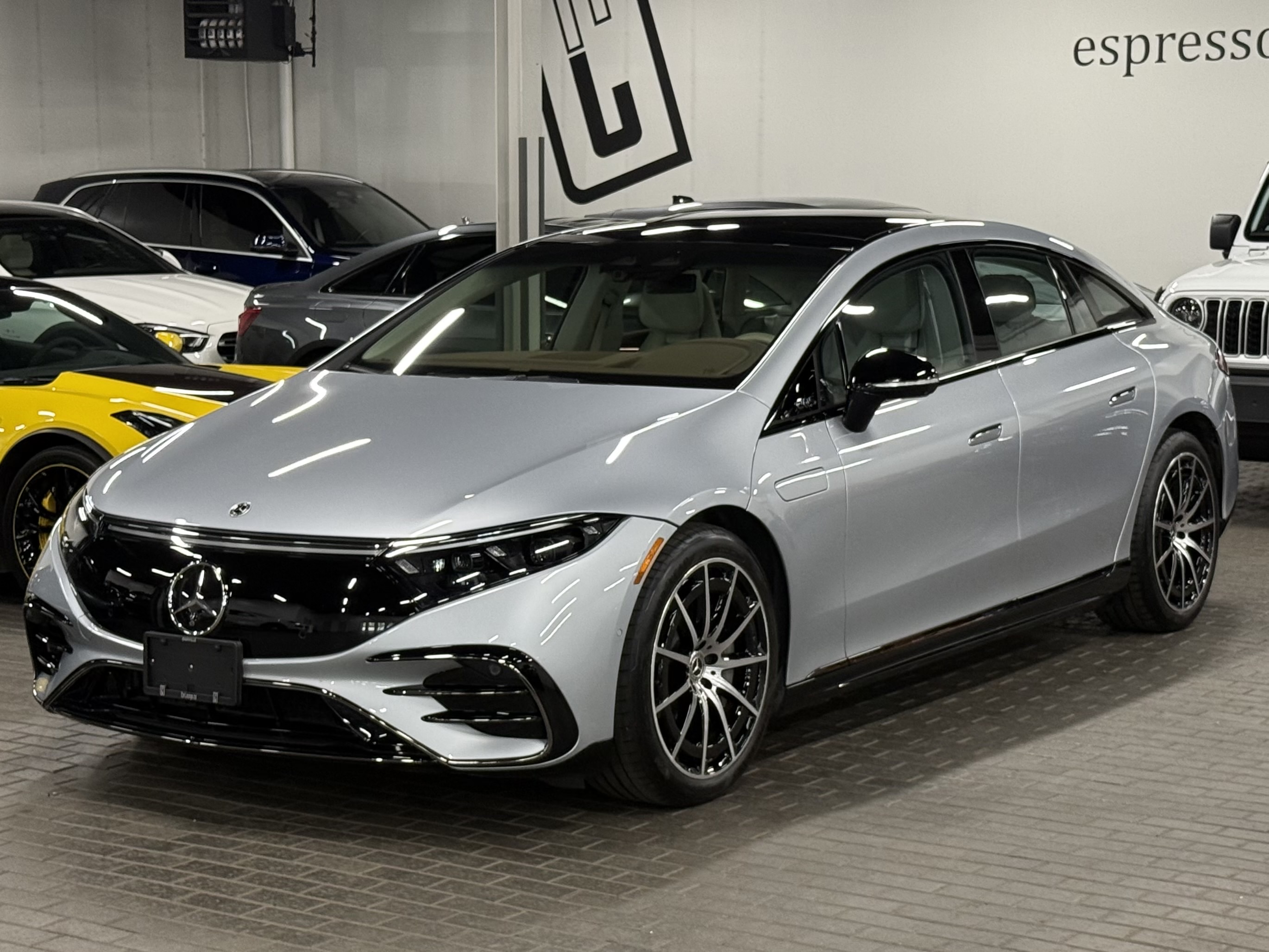 2023 Mercedes-Benz EQS
