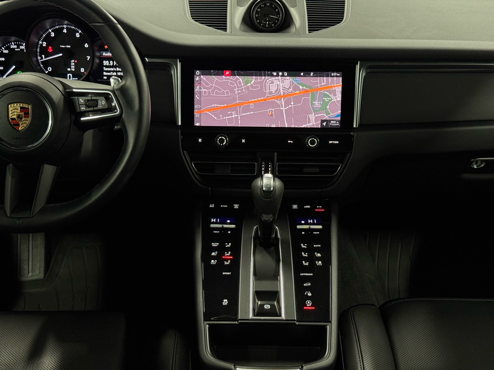 2023 Porsche Macan AWD, Toronto, Cash