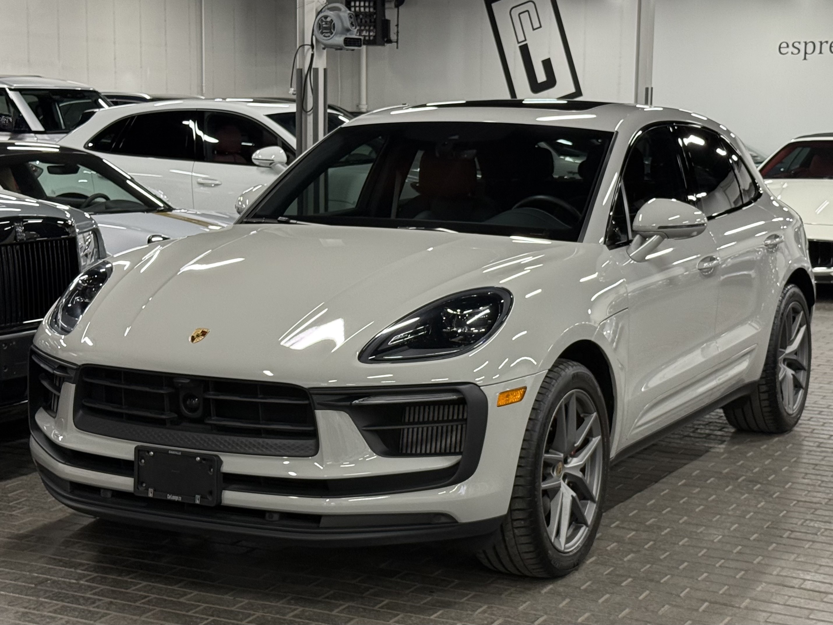 2023 Porsche Macan