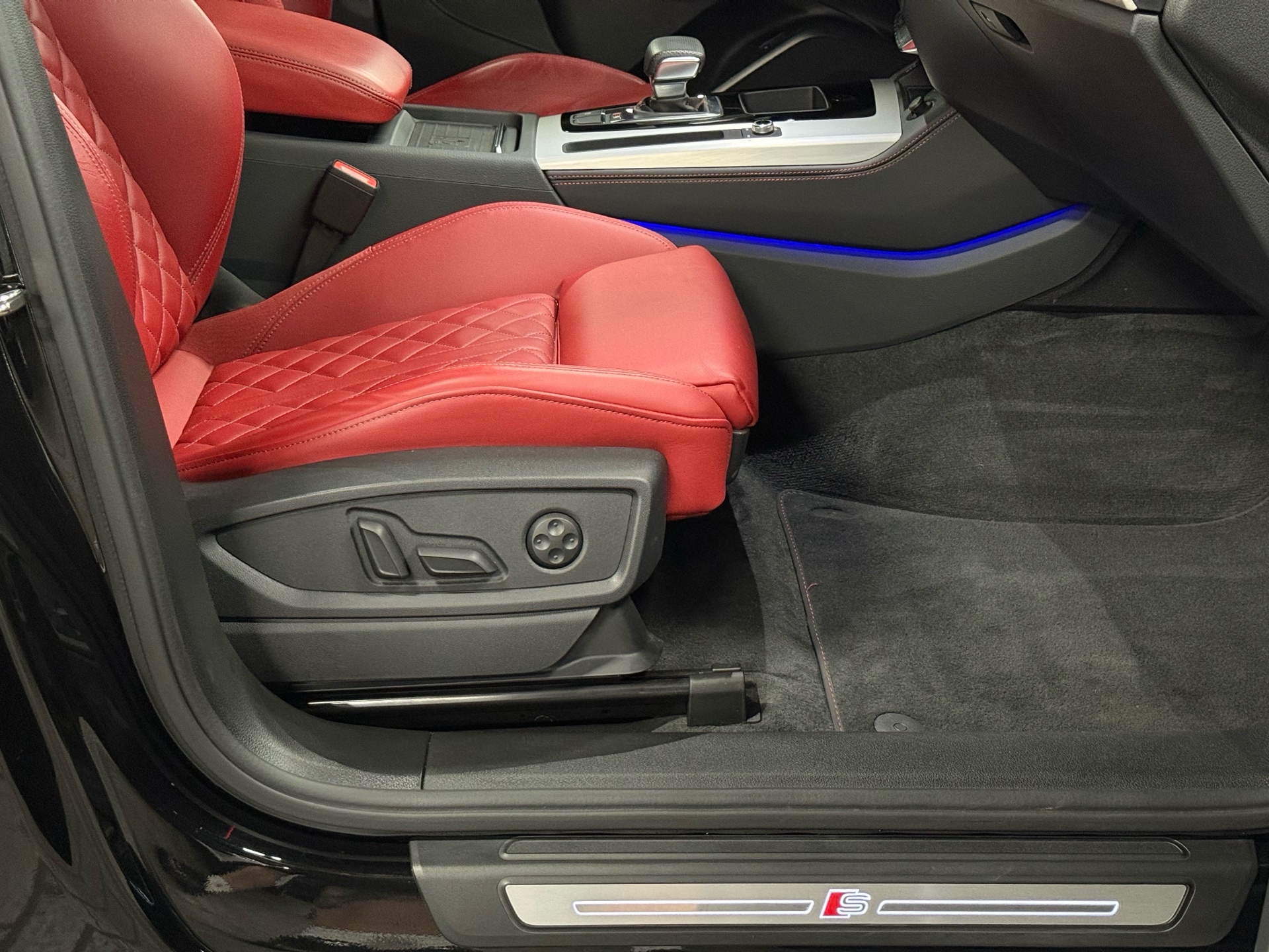 2024 Audi SQ5 Progressiv 3.0 TFSI quattro, Toronto, Cash