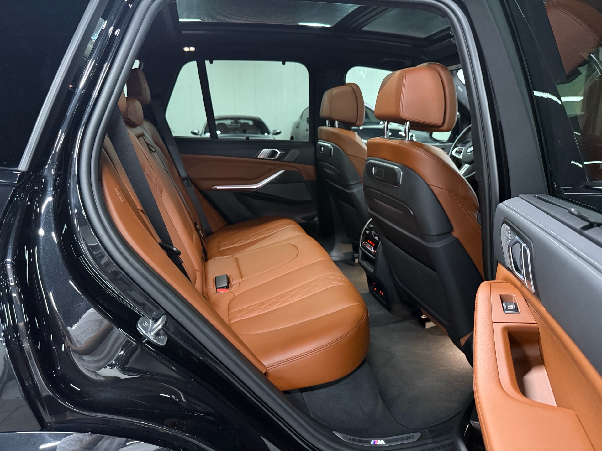 2024 BMW X5 M60i xDrive Sports Activity Vehicle, Toronto, Cash