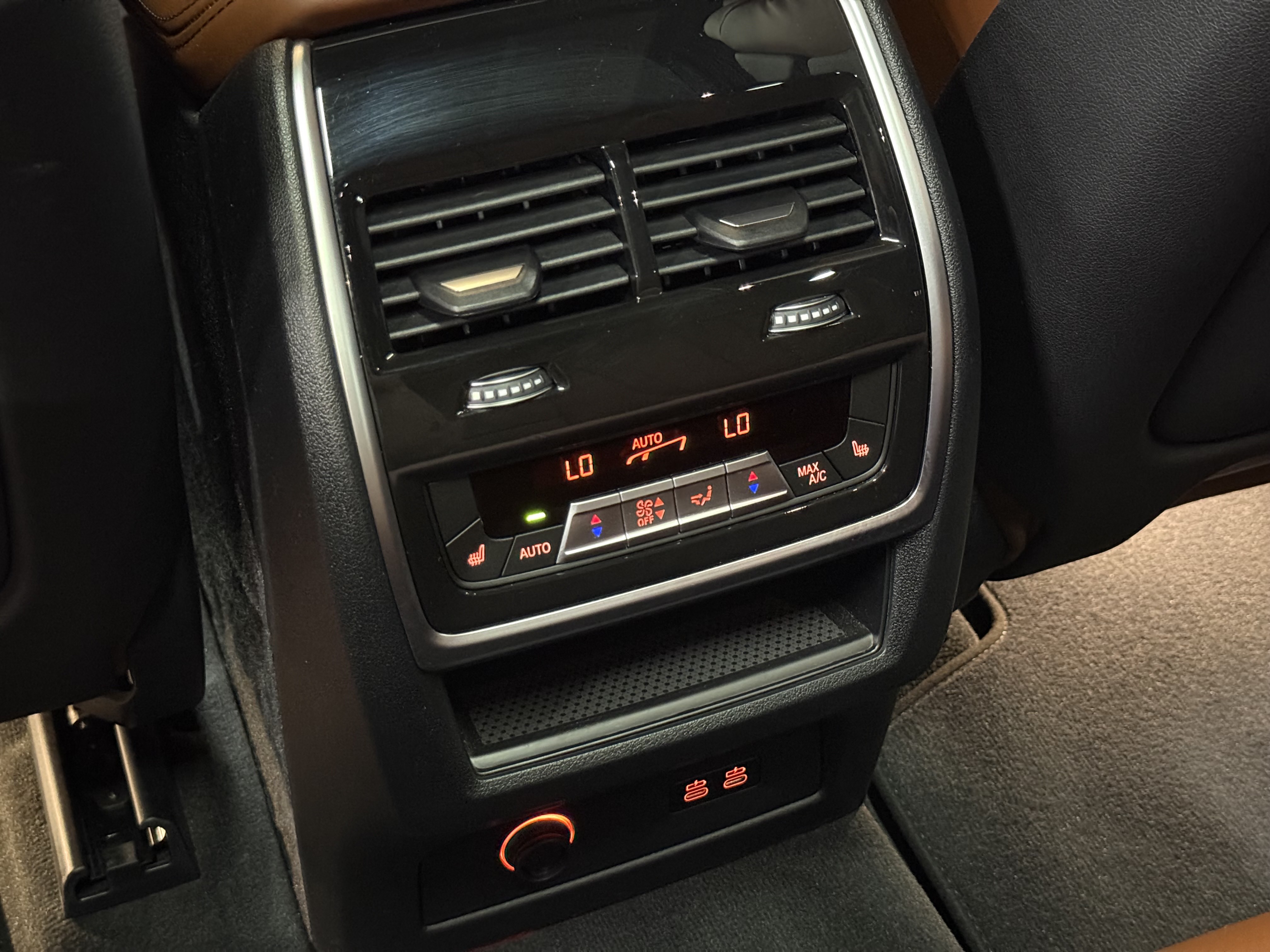 2024 BMW X5 M60i xDrive Sports Activity Vehicle, Toronto, Cash