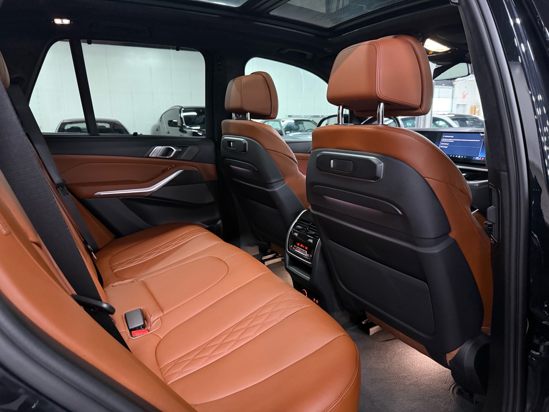 2024 BMW X5 M60i xDrive Sports Activity Vehicle, Toronto, Cash