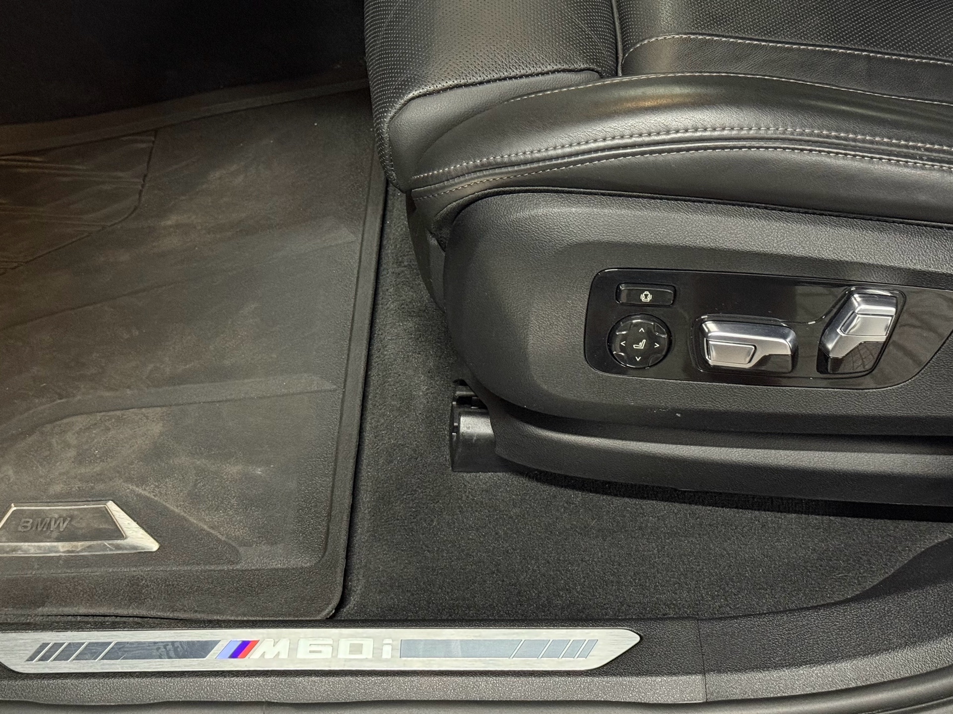 2024 BMW X6 M60i xDrive Sports Activity Coupe, 多伦多, 全款车