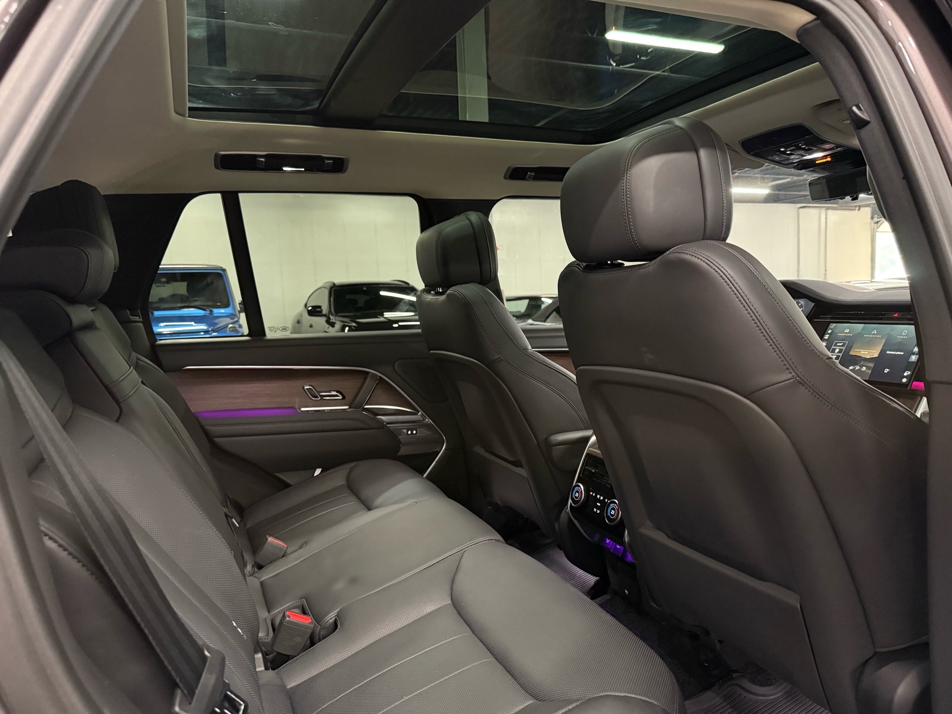 2024 Land Rover Range Rover P530 SE SWB, Toronto, Cash