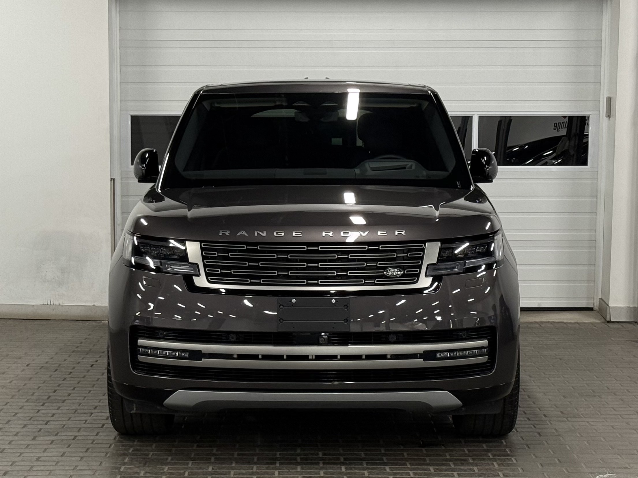 2024 Land Rover Range Rover P530 SE SWB, Toronto, Cash