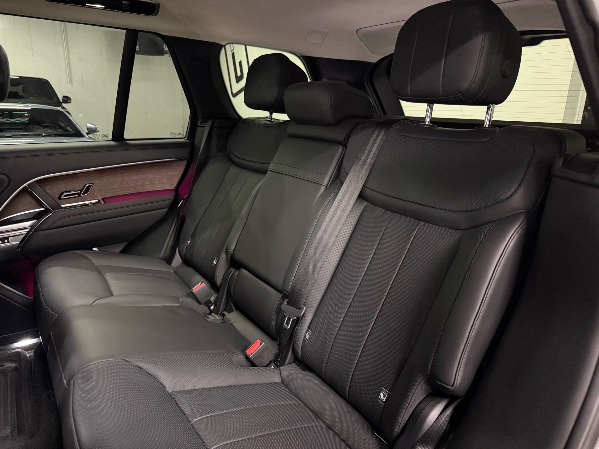 2024 Land Rover Range Rover P530 SE SWB, Toronto, Cash