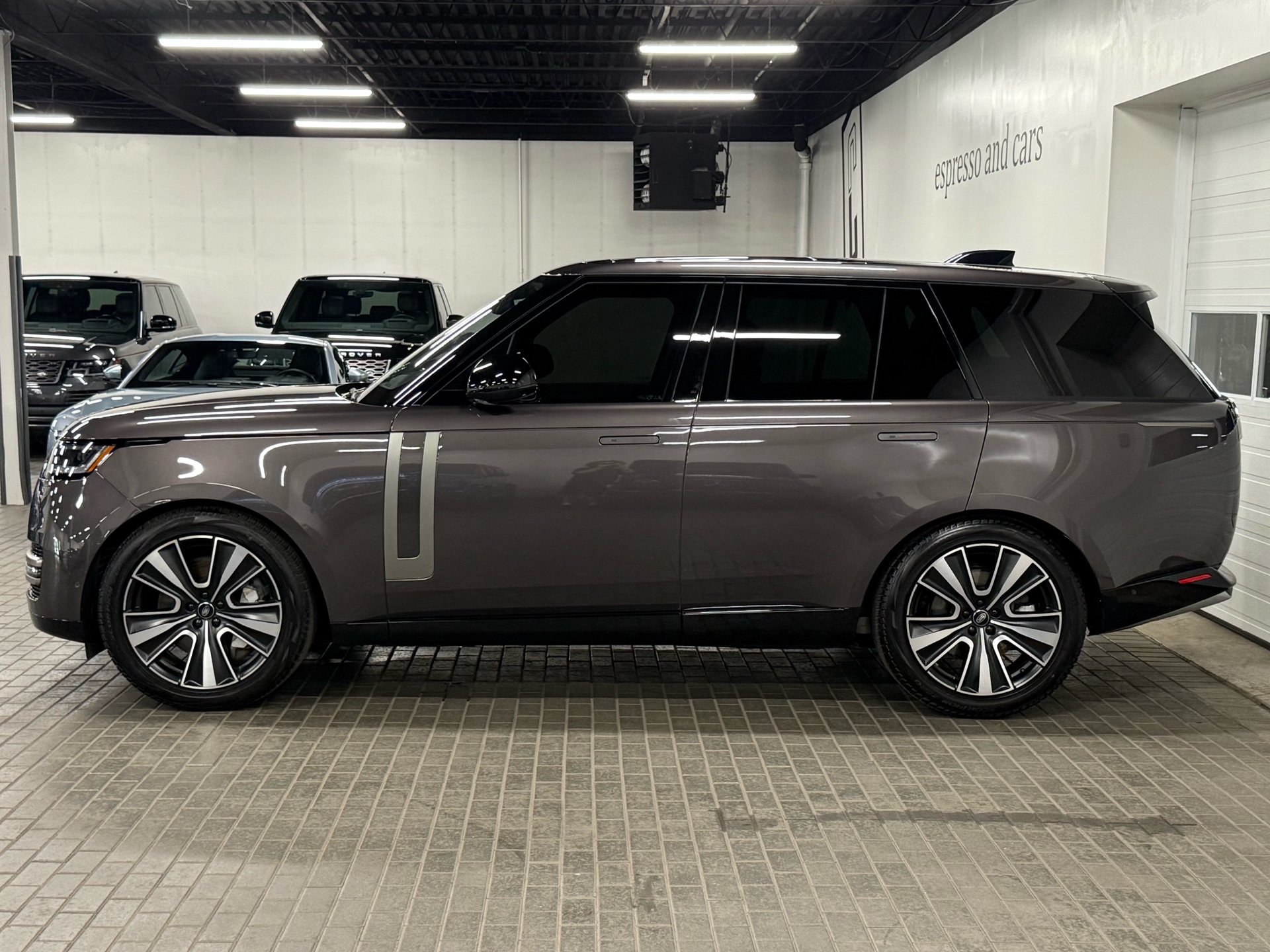 2024 Land Rover Range Rover P530 SE SWB, Toronto, Cash