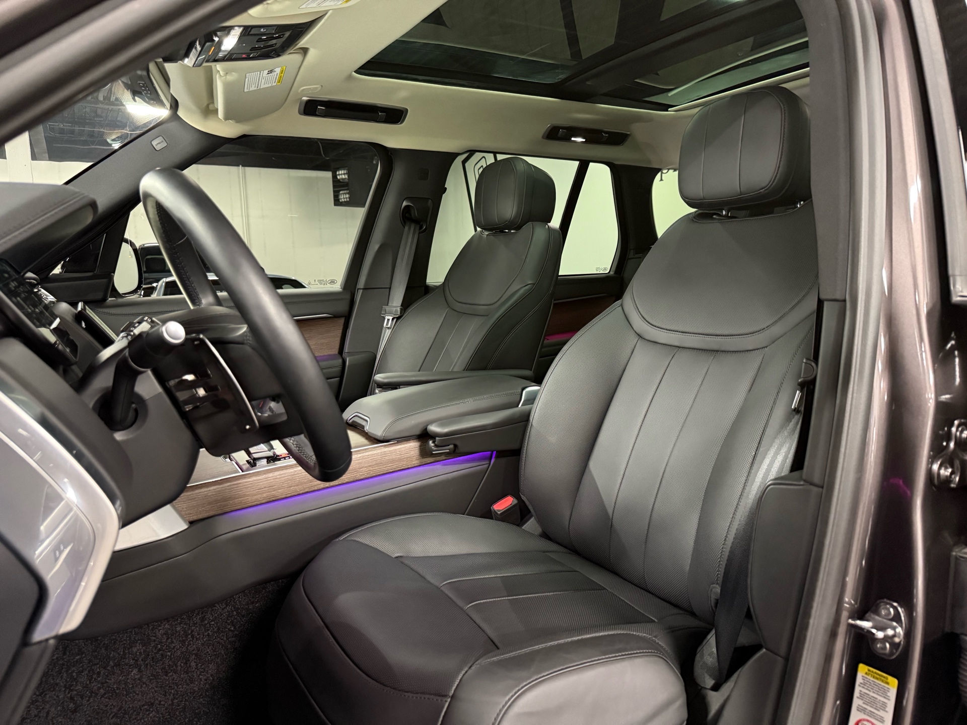 2024 Land Rover Range Rover P530 SE SWB, Toronto, Cash