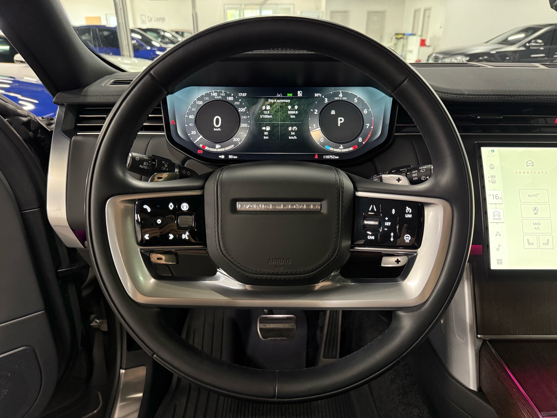 2024 Land Rover Range Rover P530 SE SWB, Toronto, Cash