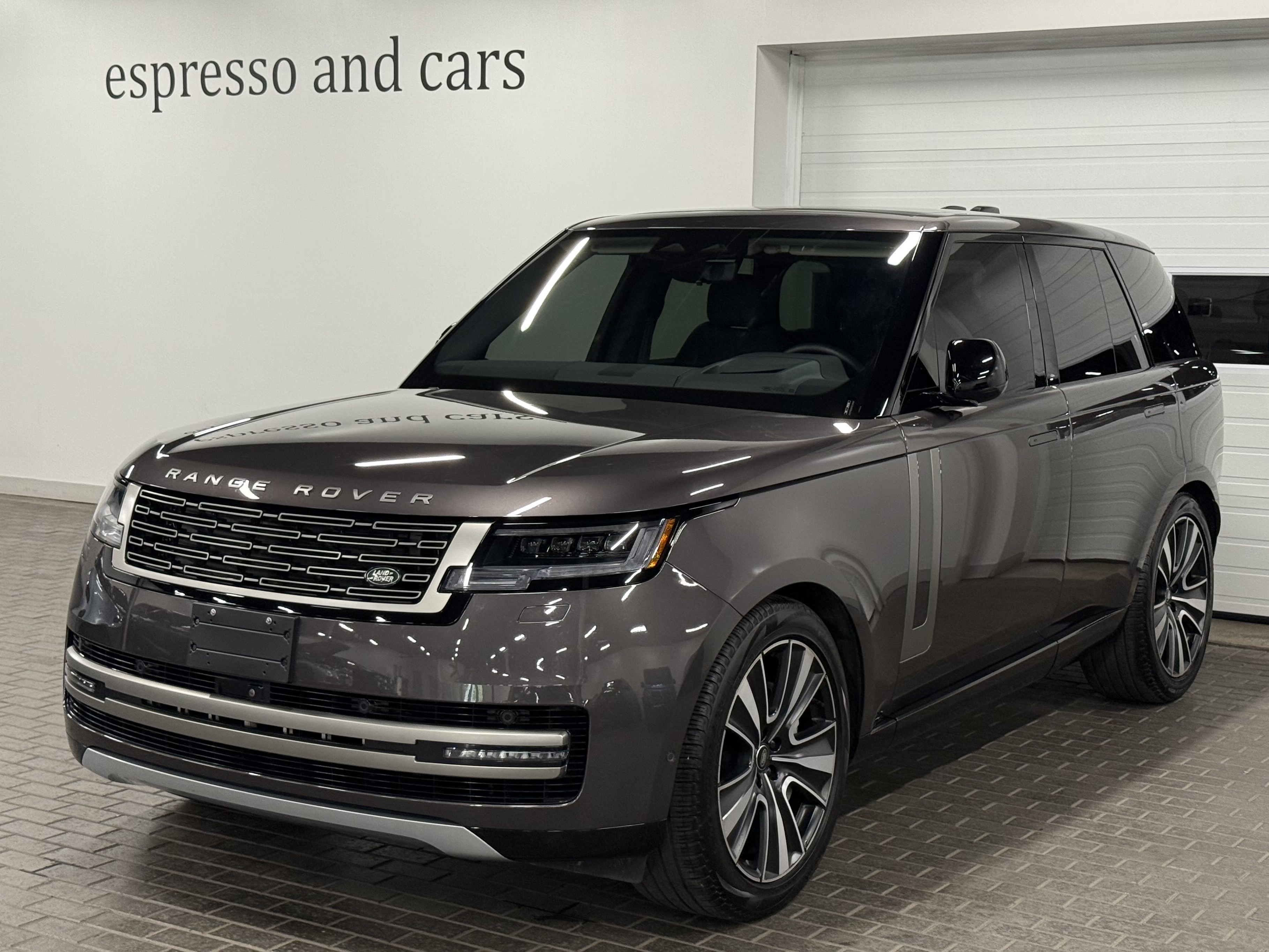 2024 Land Rover Range Rover P530 SE SWB, Toronto, Cash
