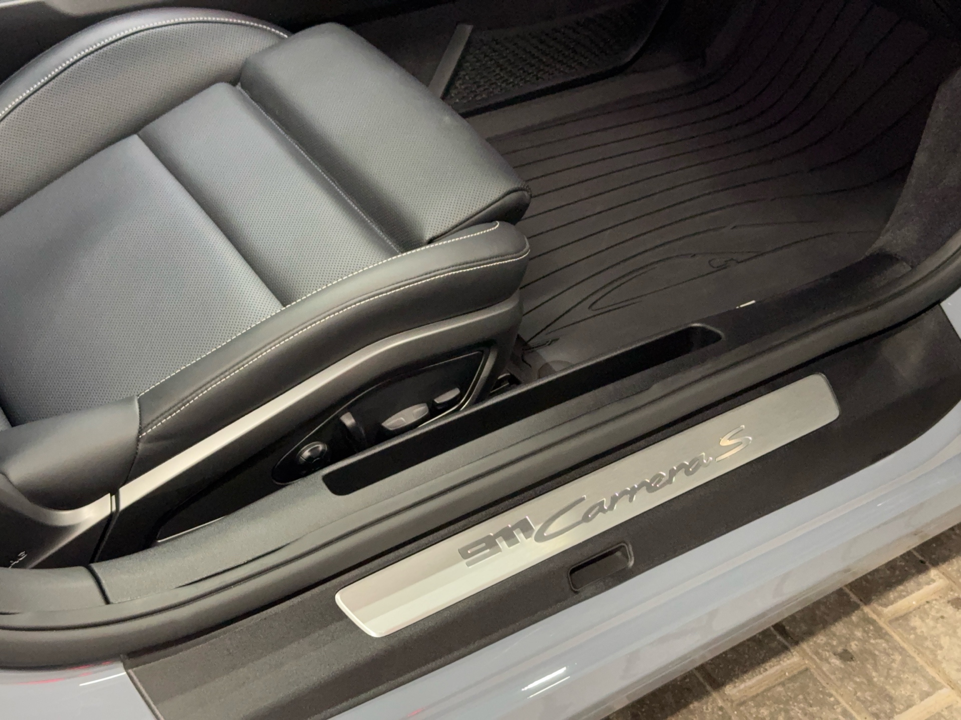 2024 Porsche 911 Carrera S Coupe, Toronto, Cash