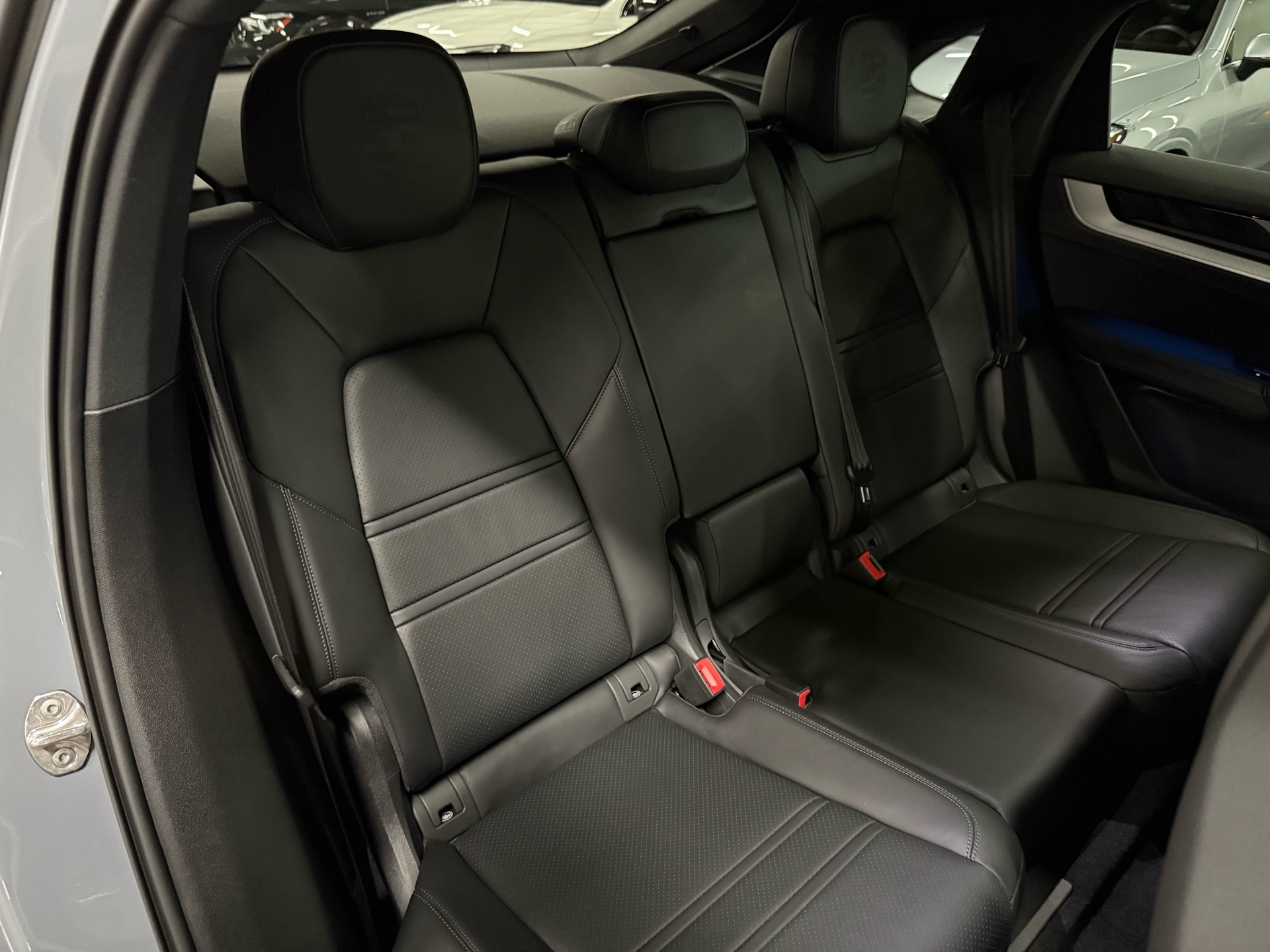 2024 Porsche Cayenne Coupe AWD, Toronto, Cash