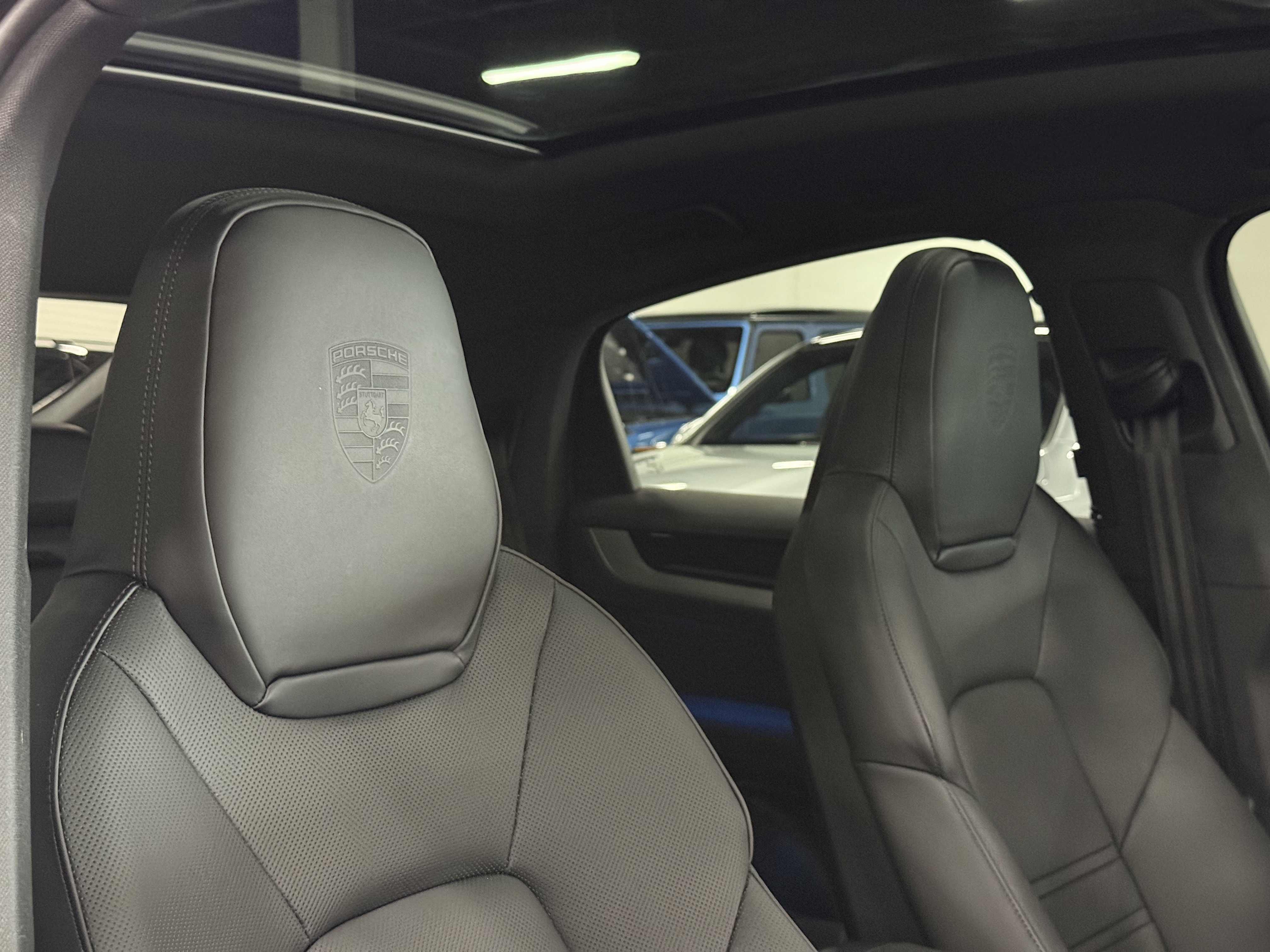 2024 Porsche Cayenne Coupe AWD, Toronto, Cash