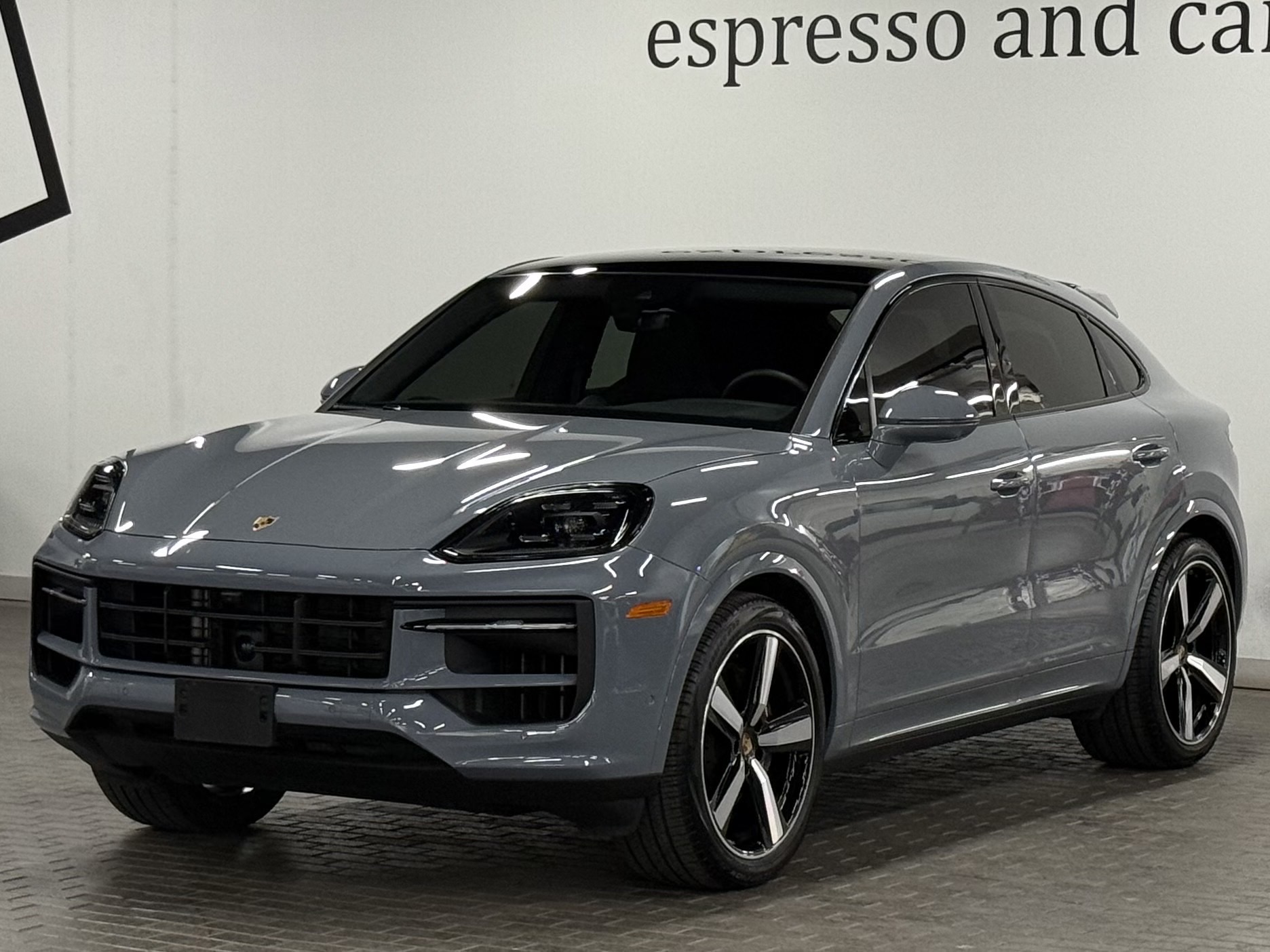 2024 Porsche Cayenne Coupe AWD, Toronto, Cash