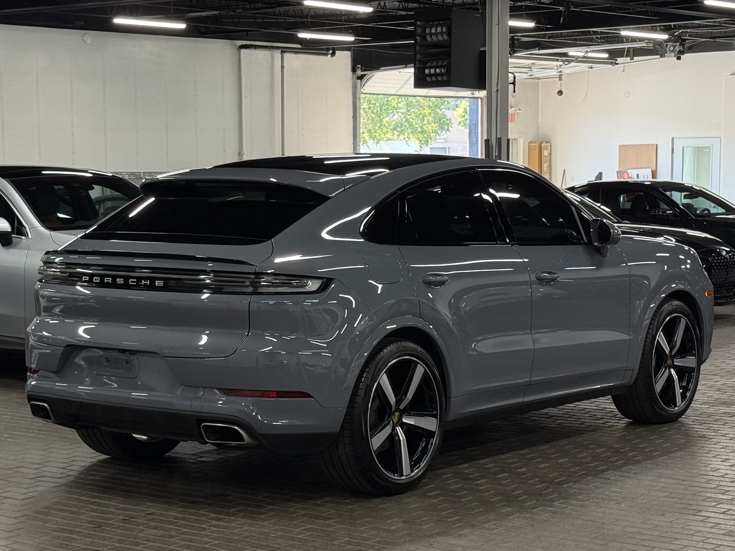 2024 Porsche Cayenne Coupe AWD, Toronto, Cash