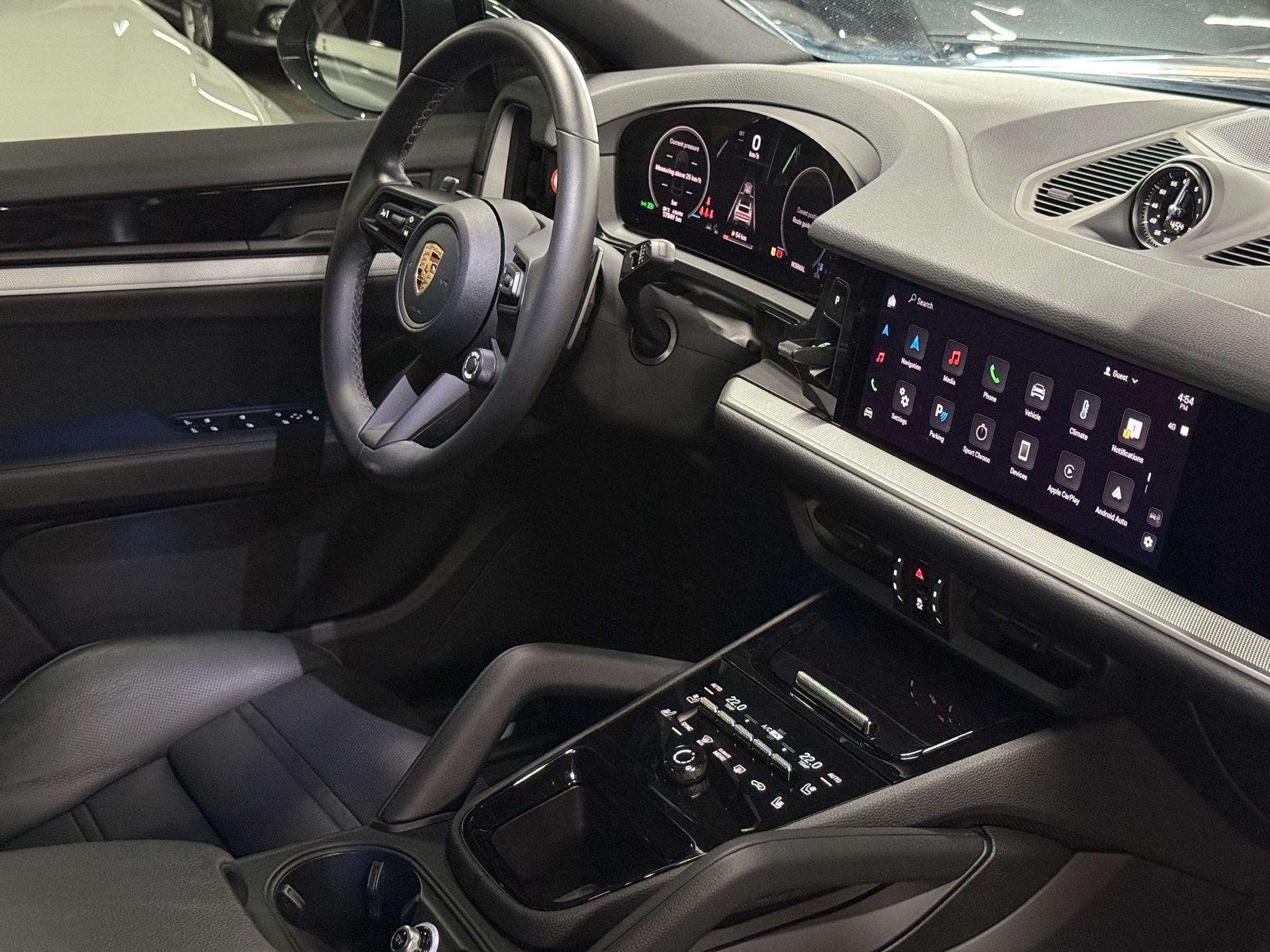 2024 Porsche Cayenne Coupe AWD, Toronto, Cash