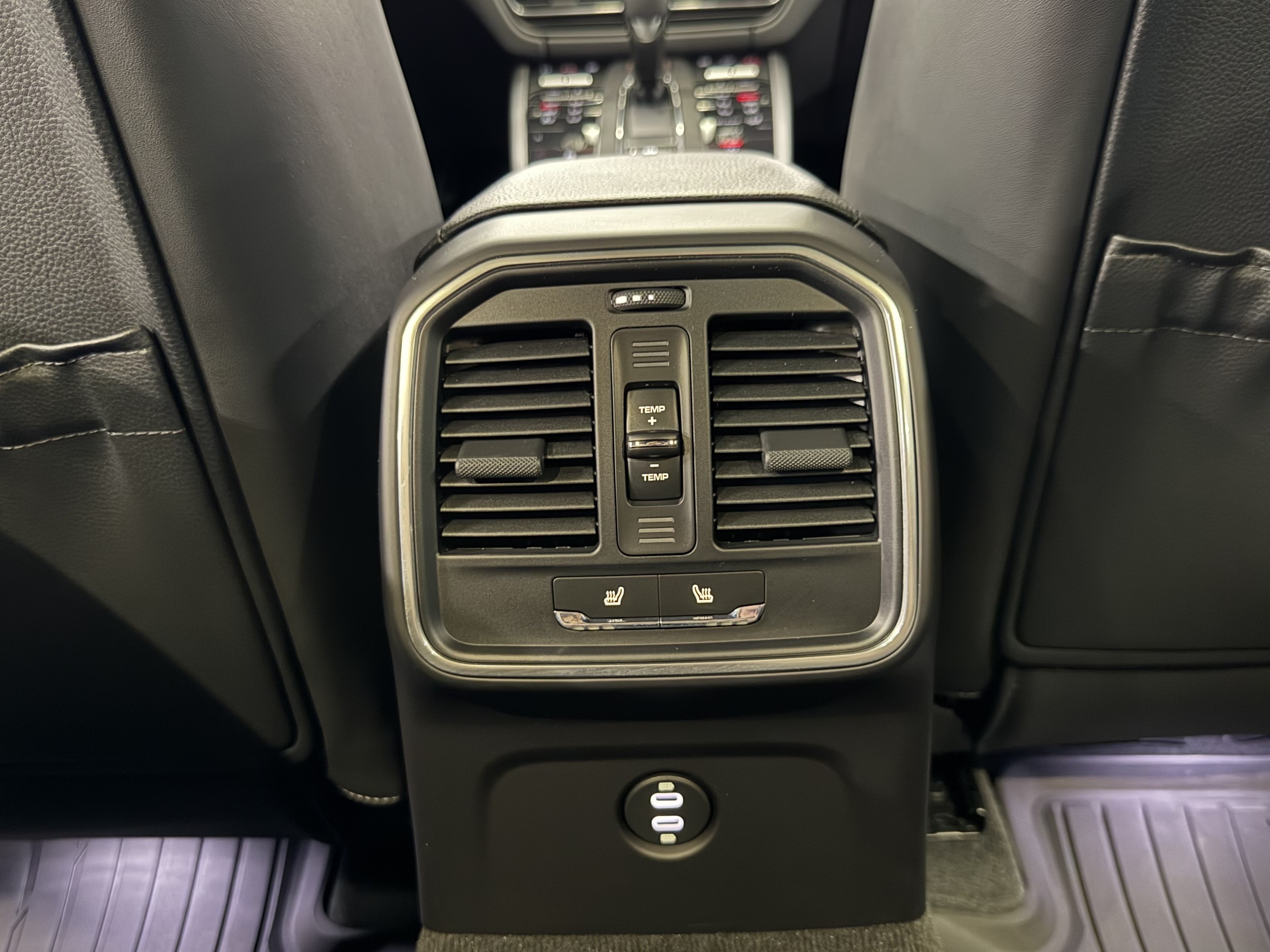 2024 Porsche Macan AWD, Toronto, Cash