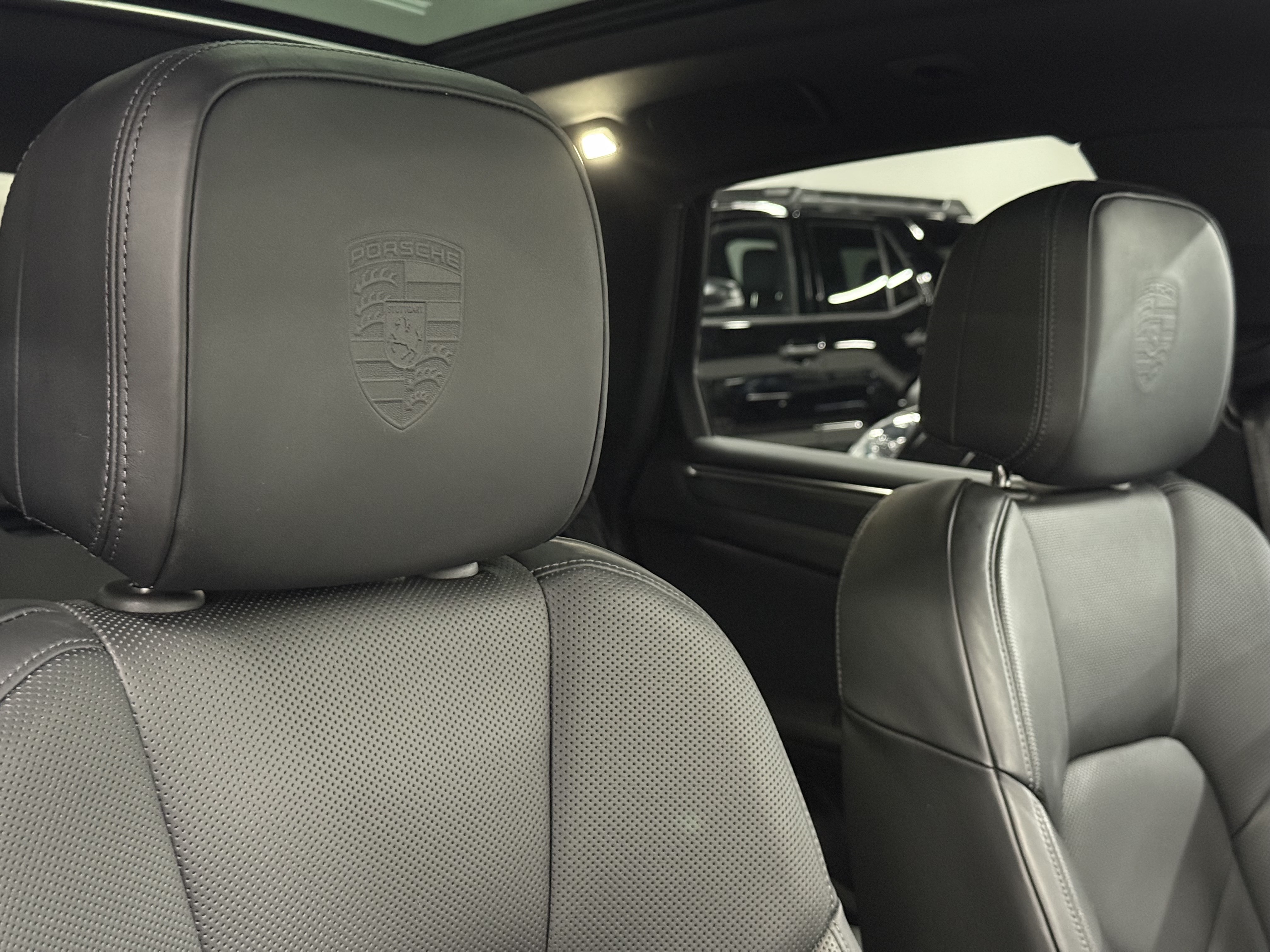 2024 Porsche Macan AWD, Toronto, Cash