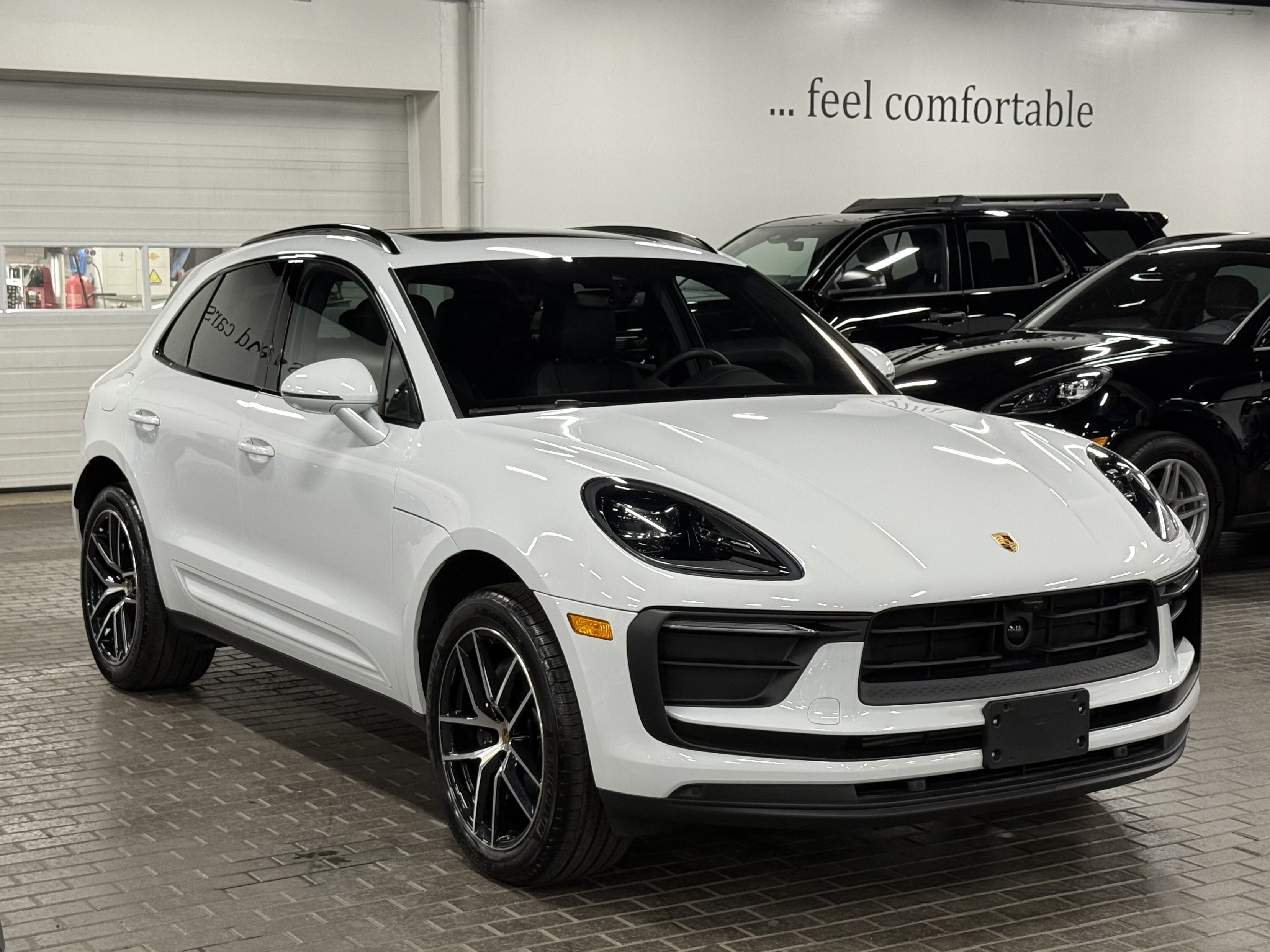 2024 Porsche Macan AWD, Toronto, Cash