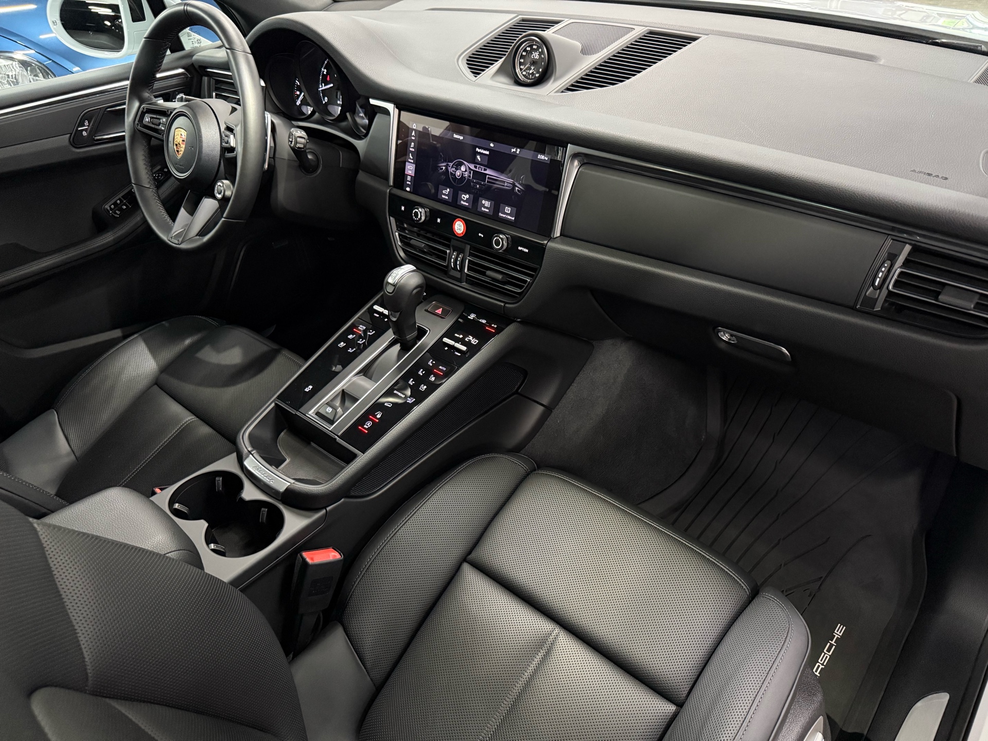2024 Porsche Macan AWD, Toronto, Cash
