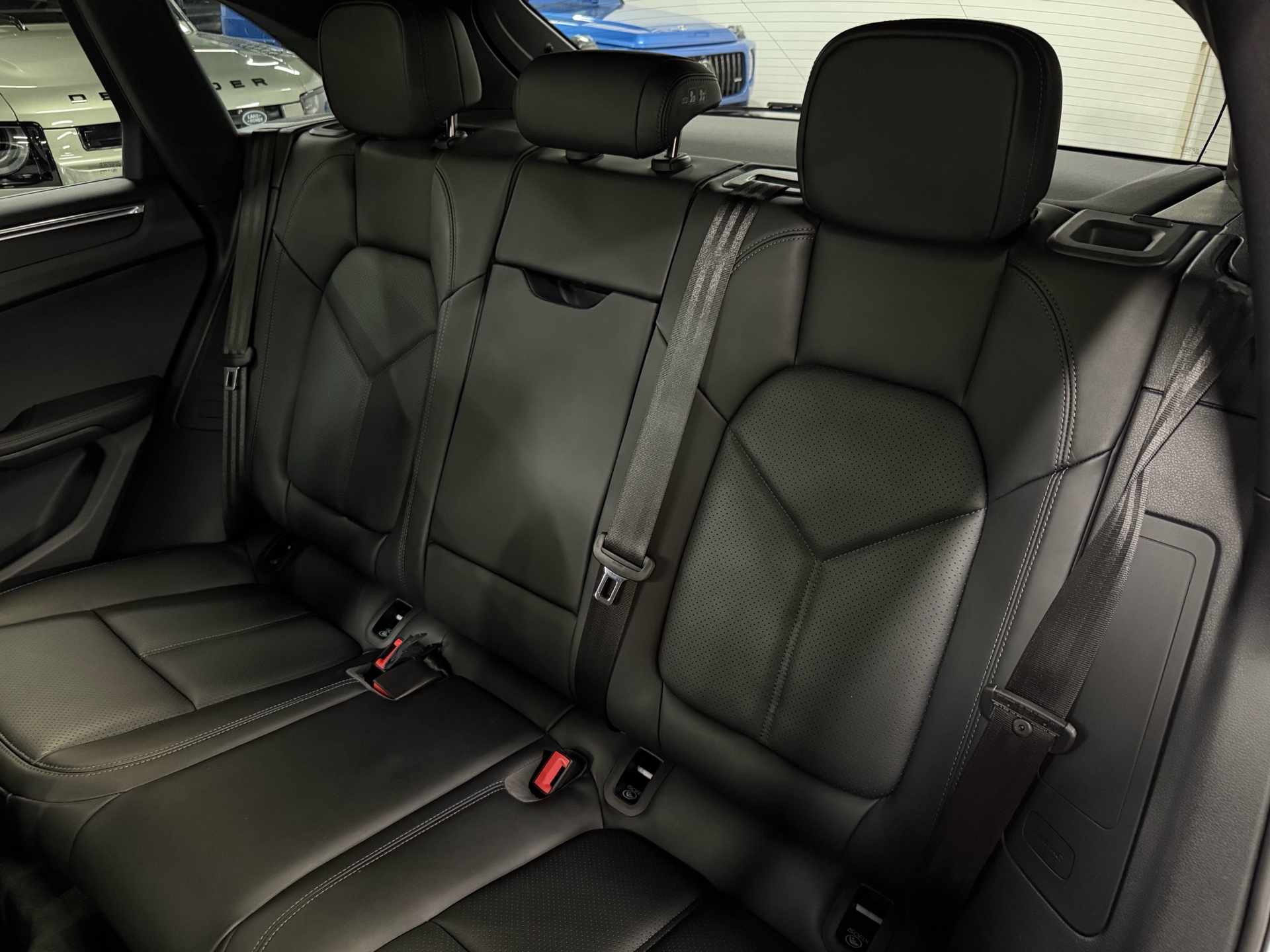 2024 Porsche Macan AWD, Toronto, Cash