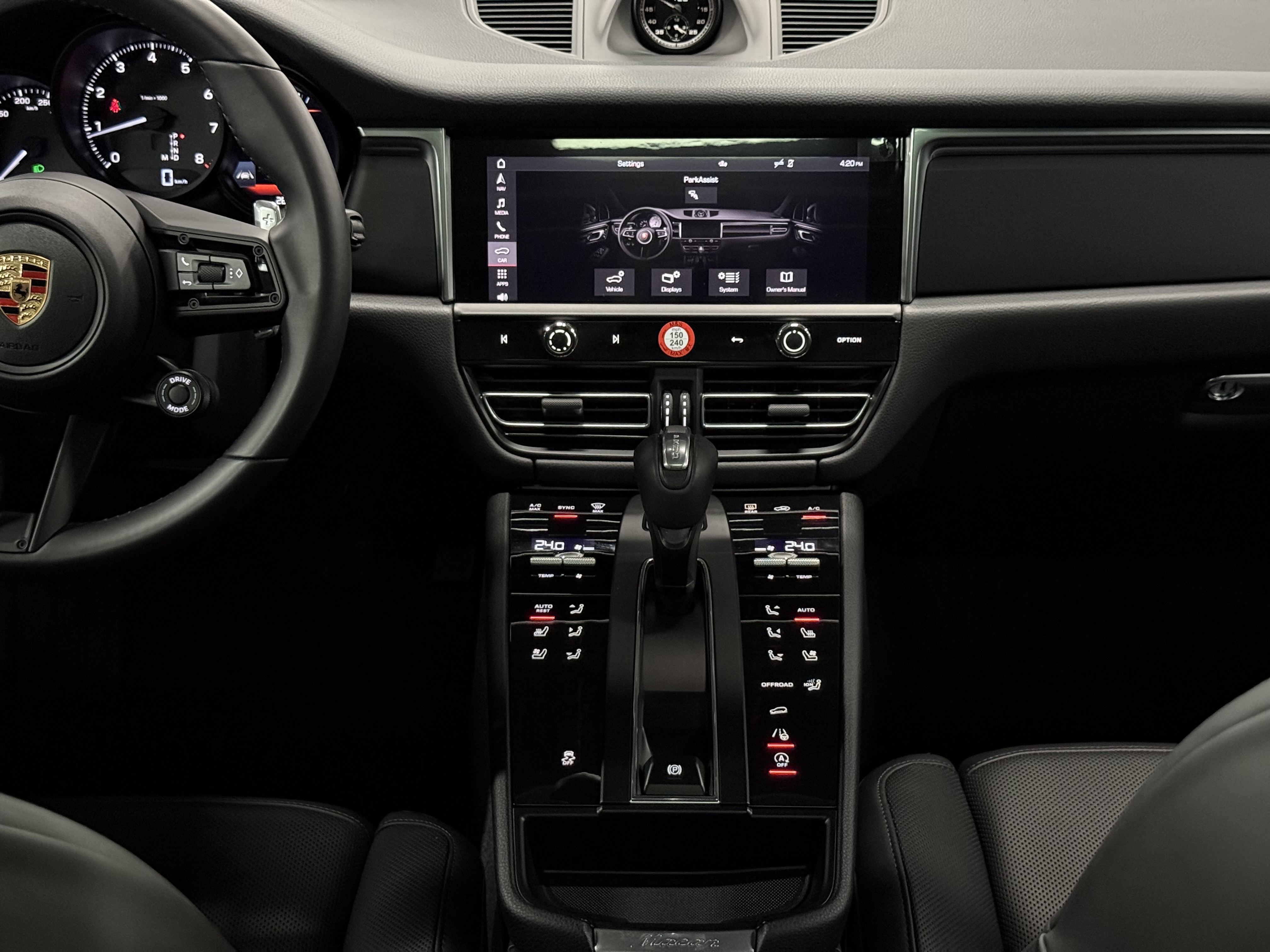 2024 Porsche Macan AWD, Toronto, Cash