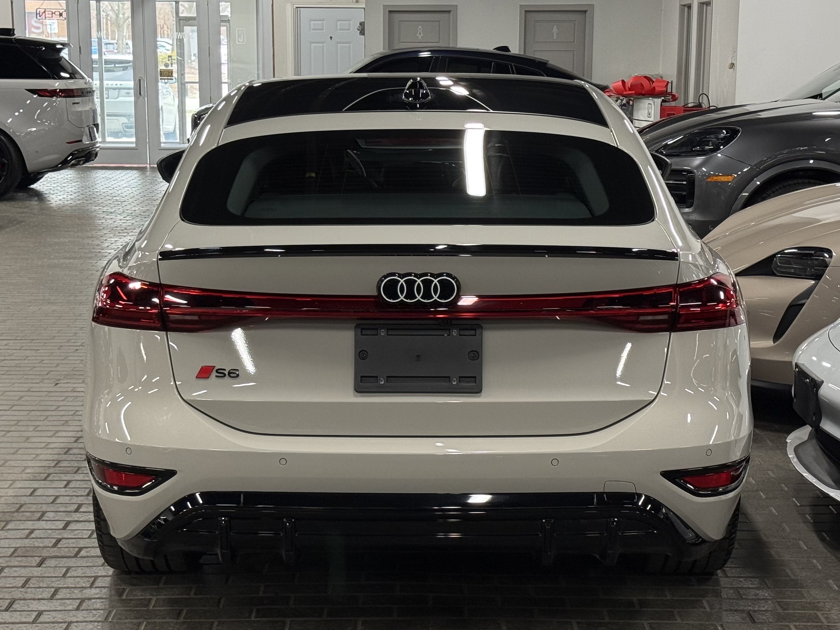 2025 AUDI S6 E-TRON QUATTRO TECHNIK, 多伦多, 全款车