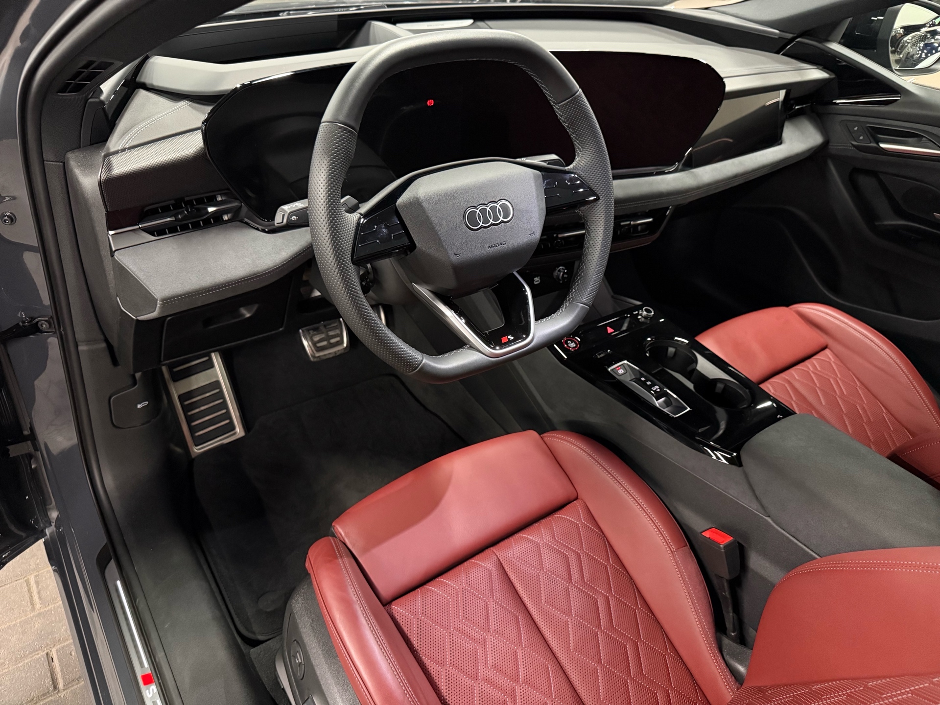 2025 AUDI S6 E-TRON QUATTRO TECHNIK, 多伦多, 全款车