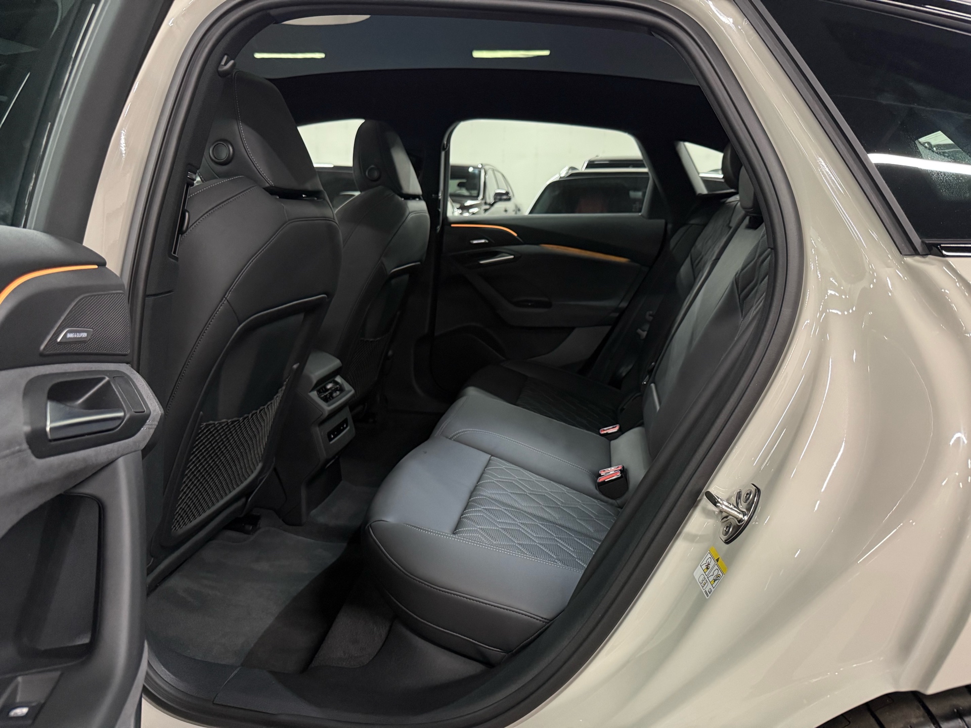 2025 AUDI S6 E-TRON QUATTRO TECHNIK, 多伦多, 全款车