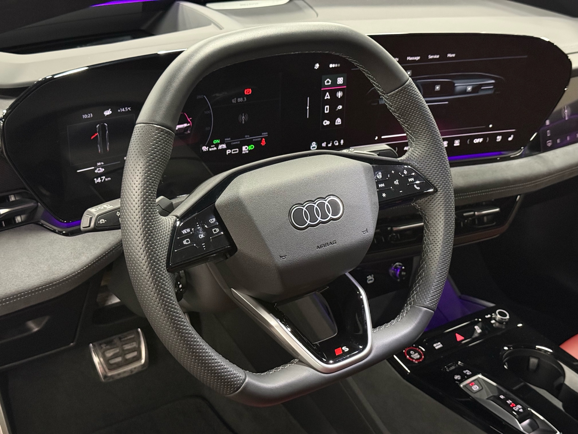 2025 AUDI S6 E-TRON QUATTRO TECHNIK, 多伦多, 全款车