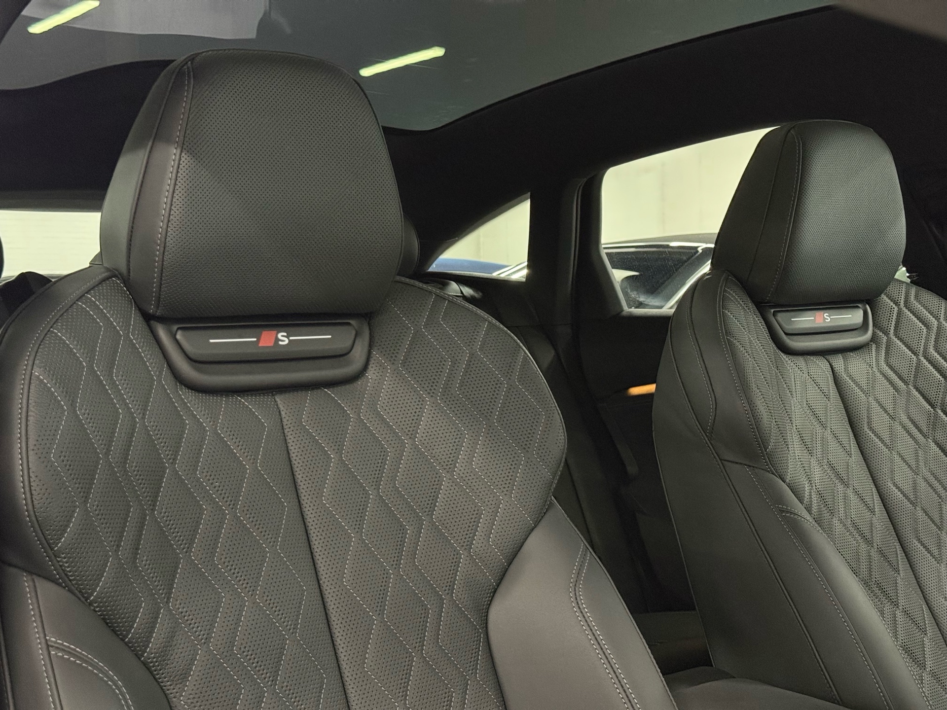 2025 AUDI S6 E-TRON QUATTRO TECHNIK, 多伦多, 全款车