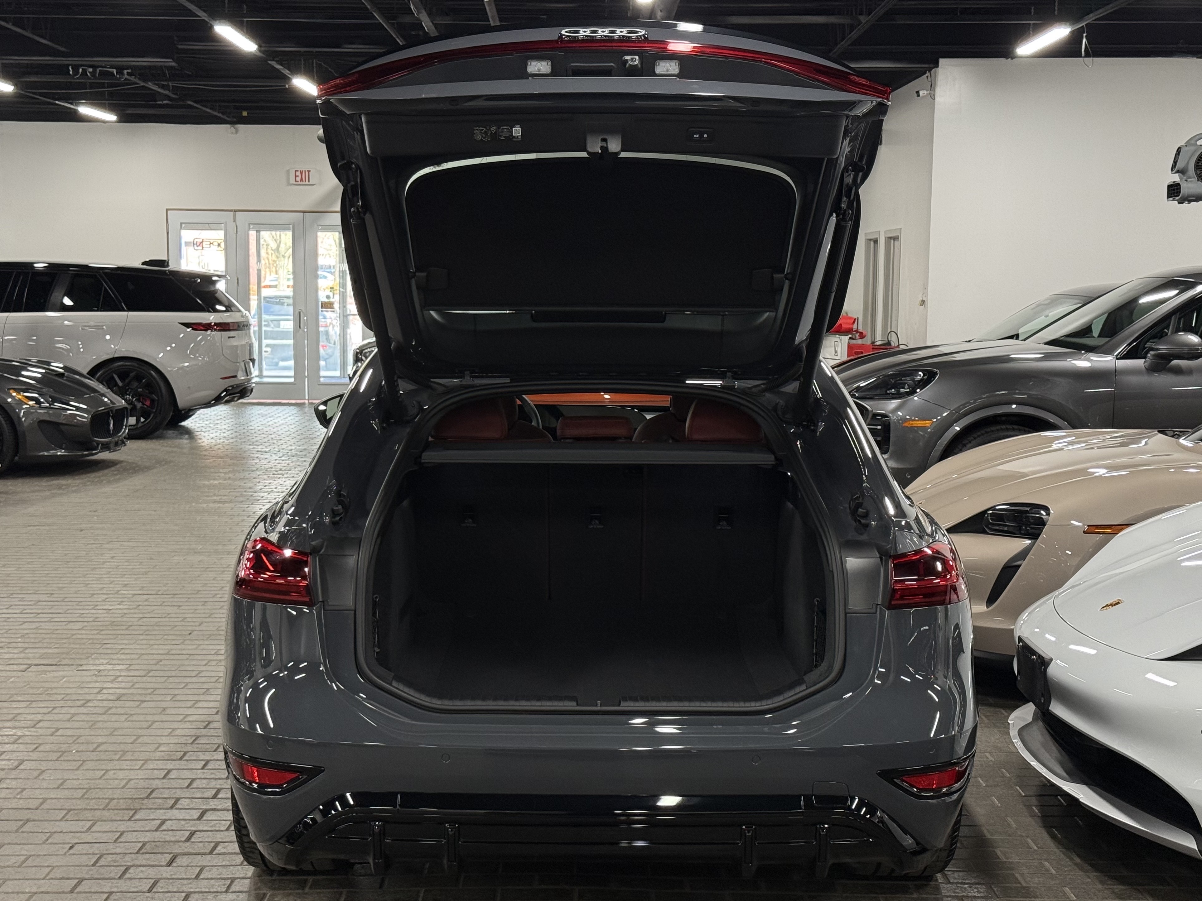 2025 AUDI S6 E-TRON QUATTRO TECHNIK, 多伦多, 全款车