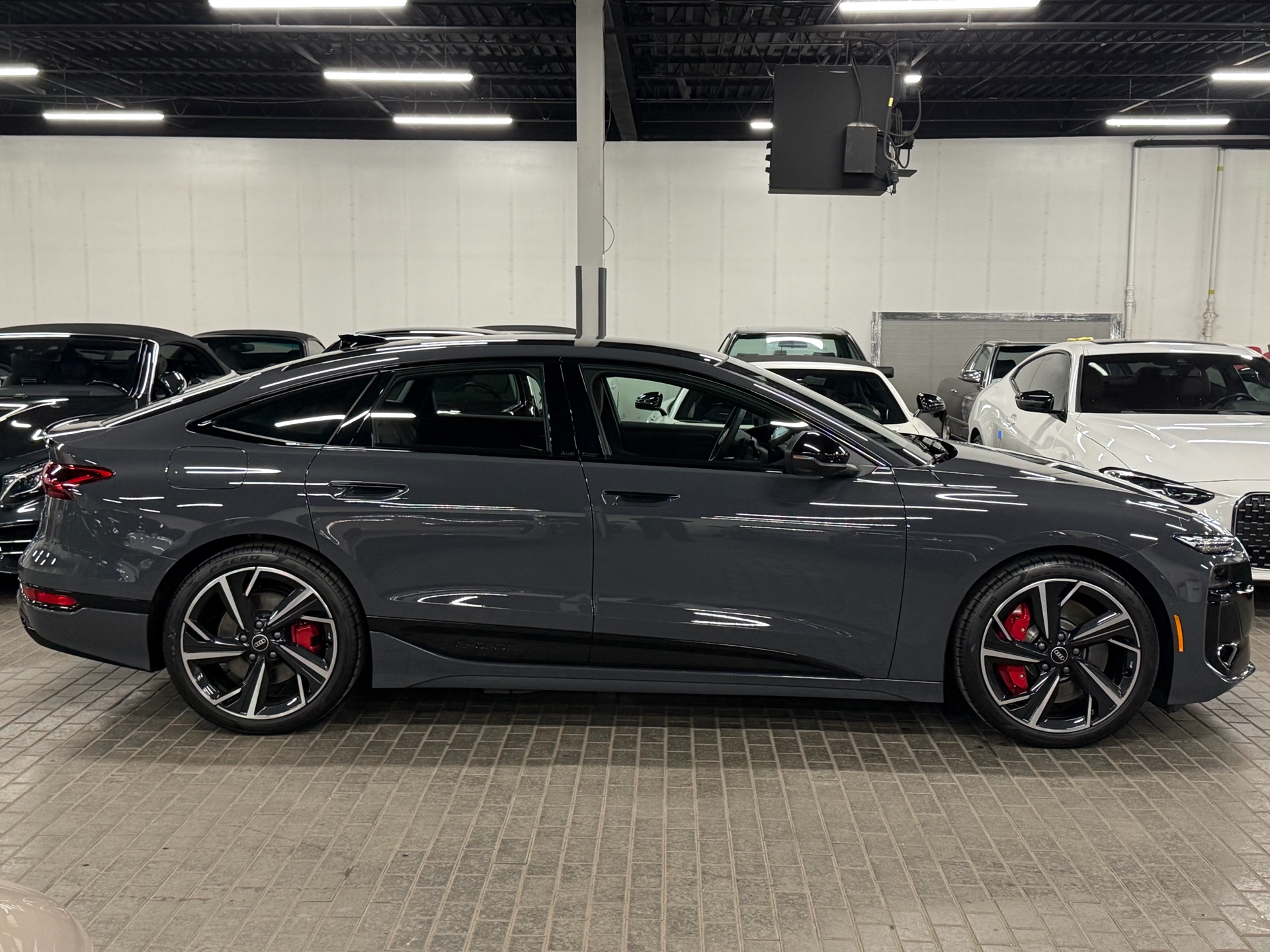 2025 AUDI S6 E-TRON QUATTRO TECHNIK, 多伦多, 全款车