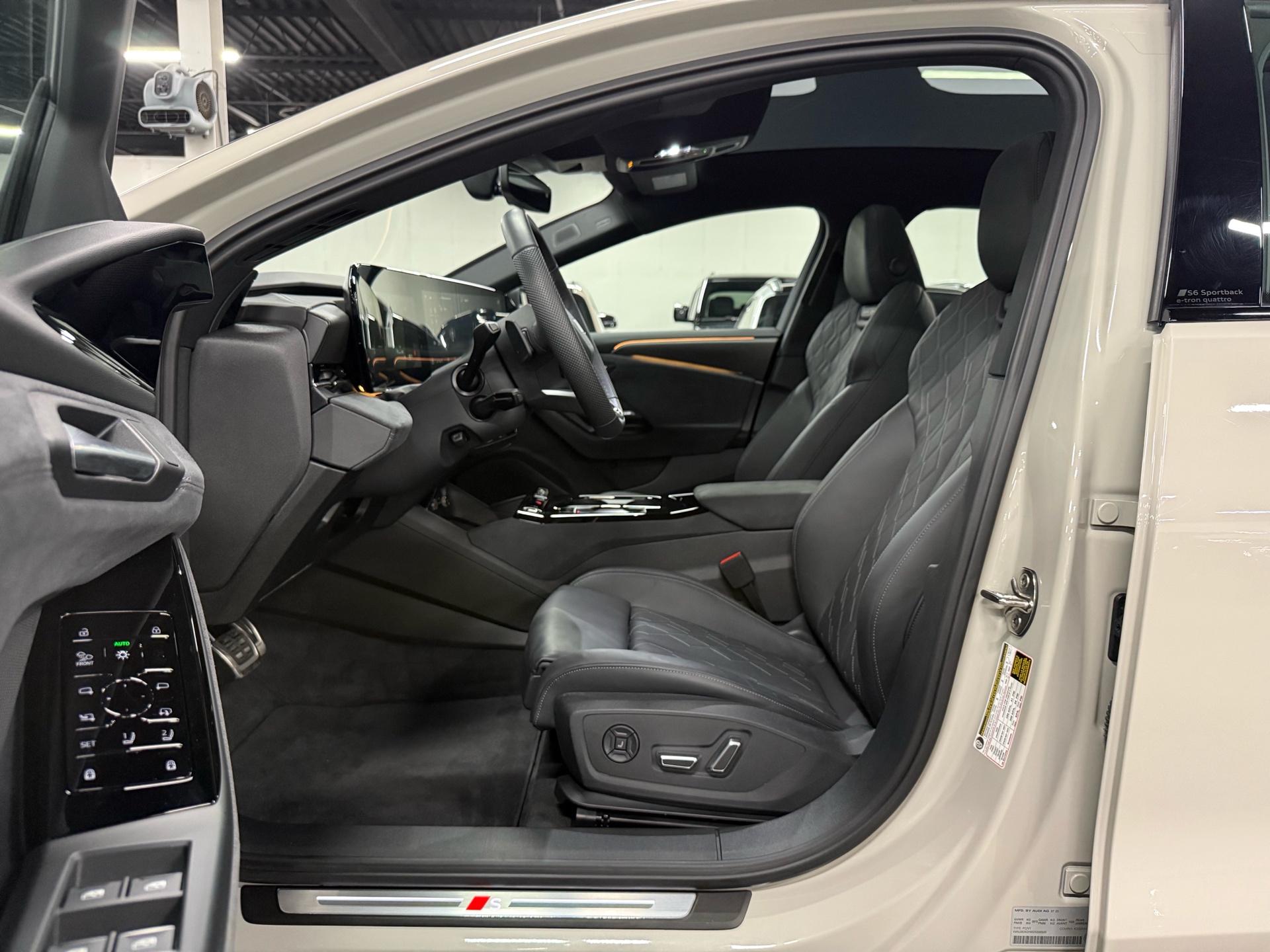 2025 AUDI S6 E-TRON QUATTRO TECHNIK, 多伦多, 全款车