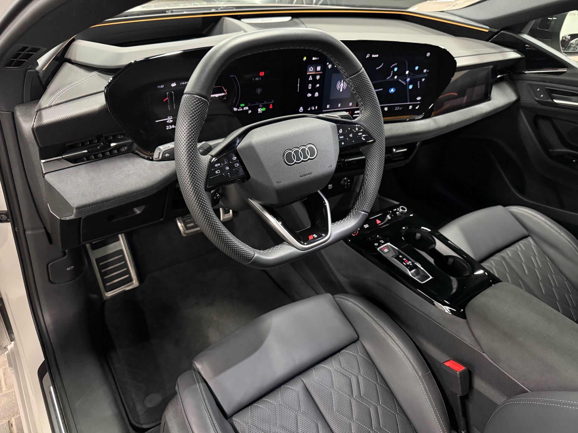 2025 AUDI S6 E-TRON QUATTRO TECHNIK, 多伦多, 全款车