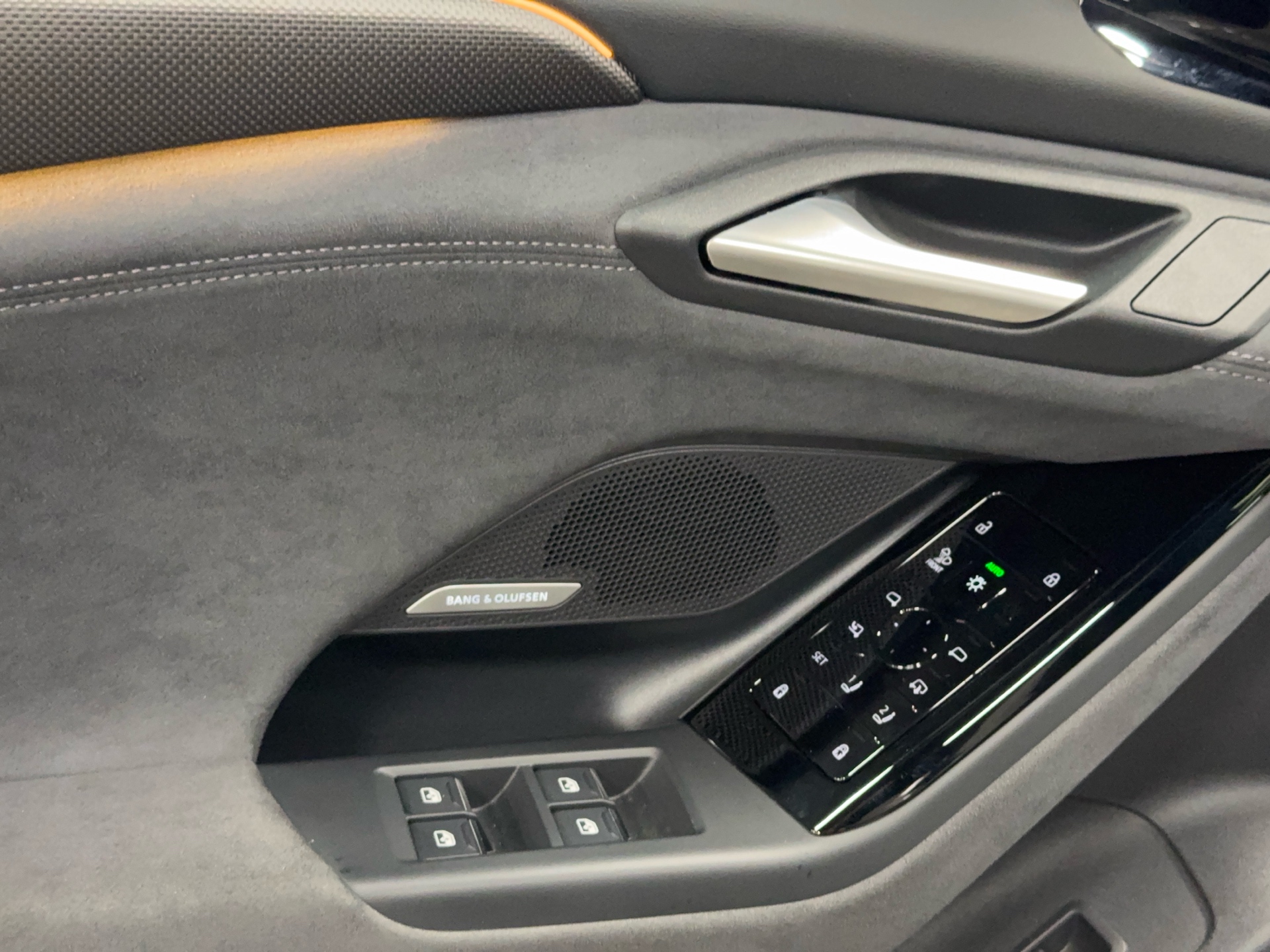 2025 AUDI S6 E-TRON QUATTRO TECHNIK, 多伦多, 全款车