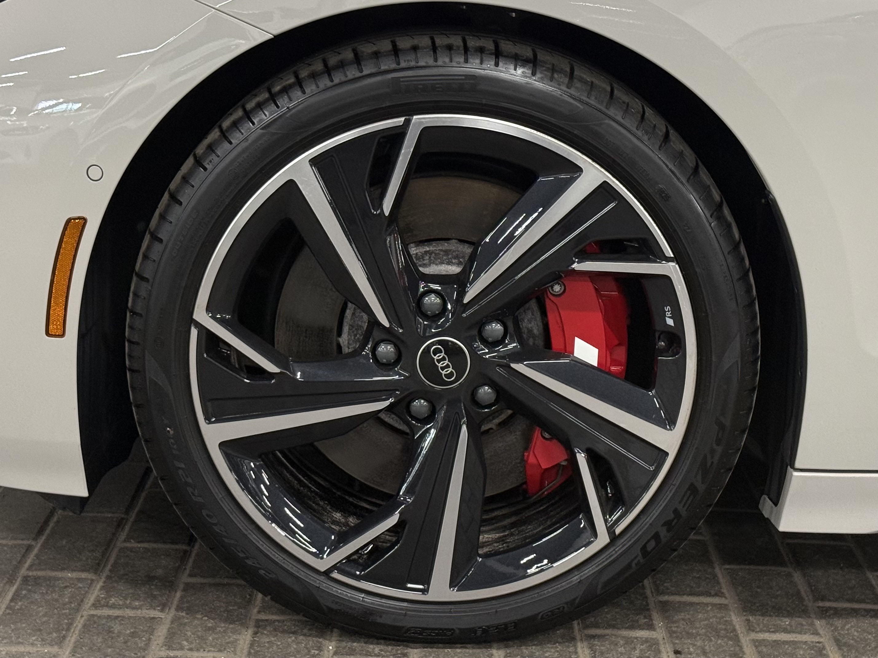 2025 AUDI S6 E-TRON QUATTRO TECHNIK, 多伦多, 全款车