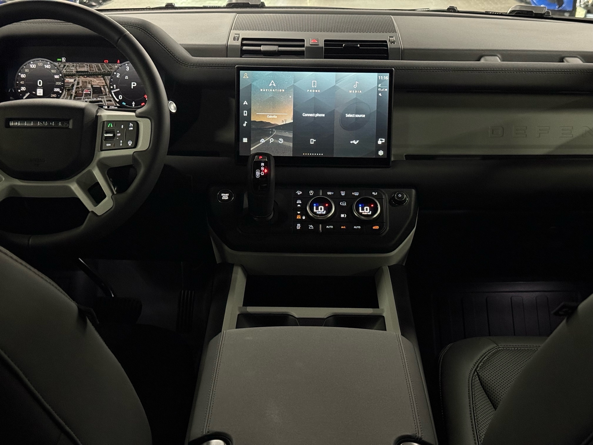 2025 Land Rover Defender 110 P300 S, Toronto, Cash