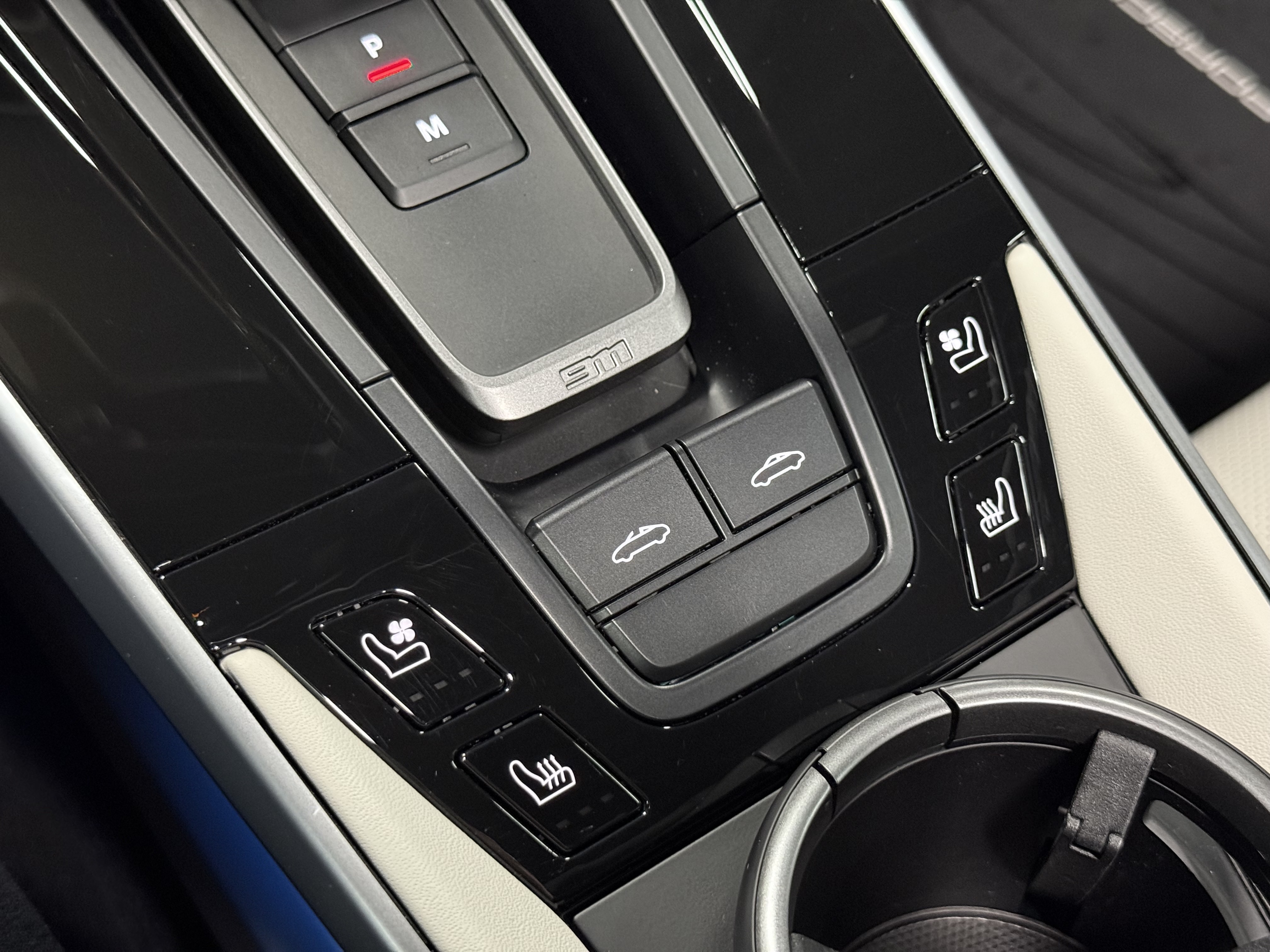 2025 Porsche 911 Targa 4 GTS T-HYBRID, 多伦多, 全款车