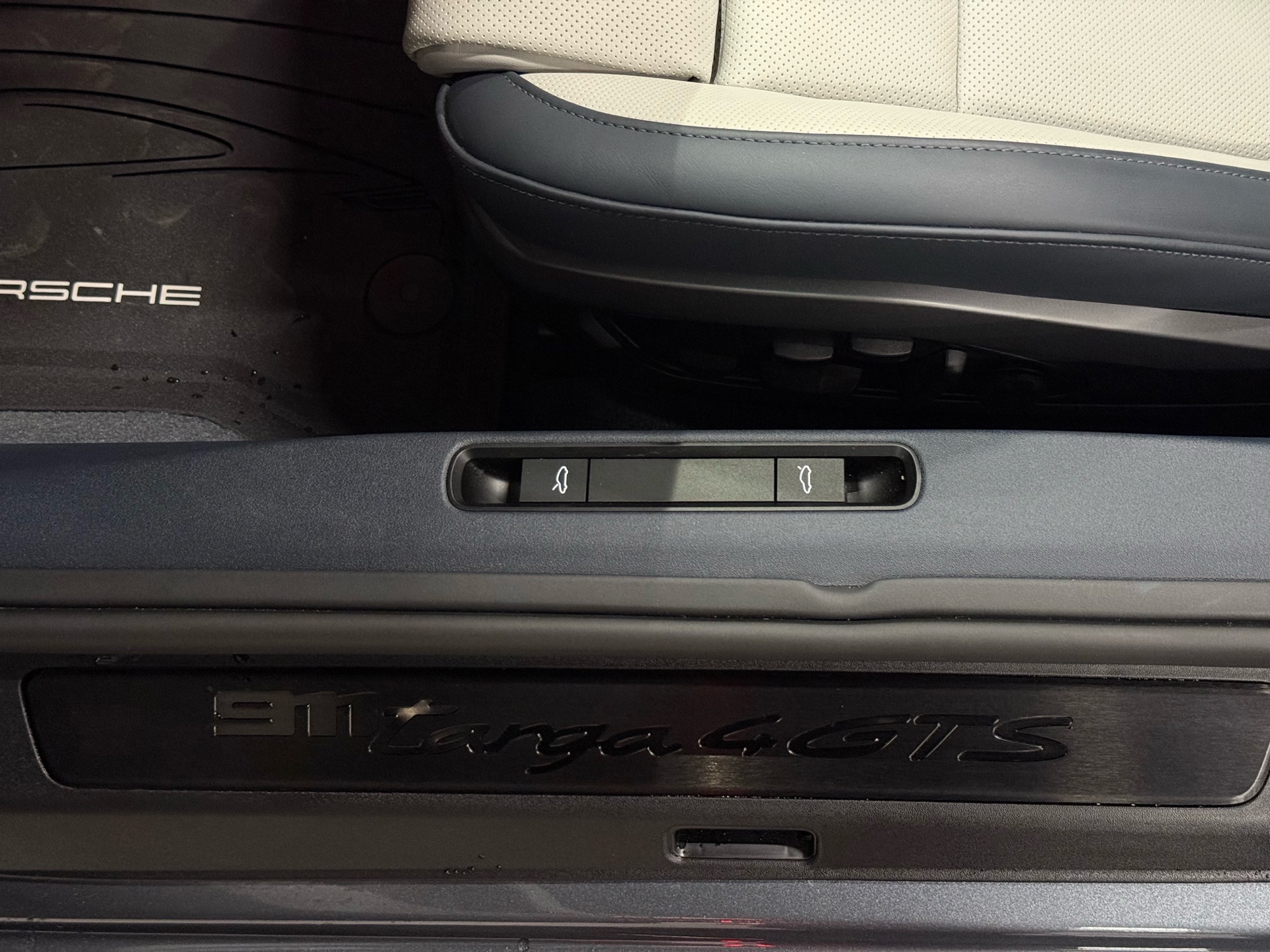 2025 Porsche 911 Targa 4 GTS T-HYBRID, 多伦多, 全款车