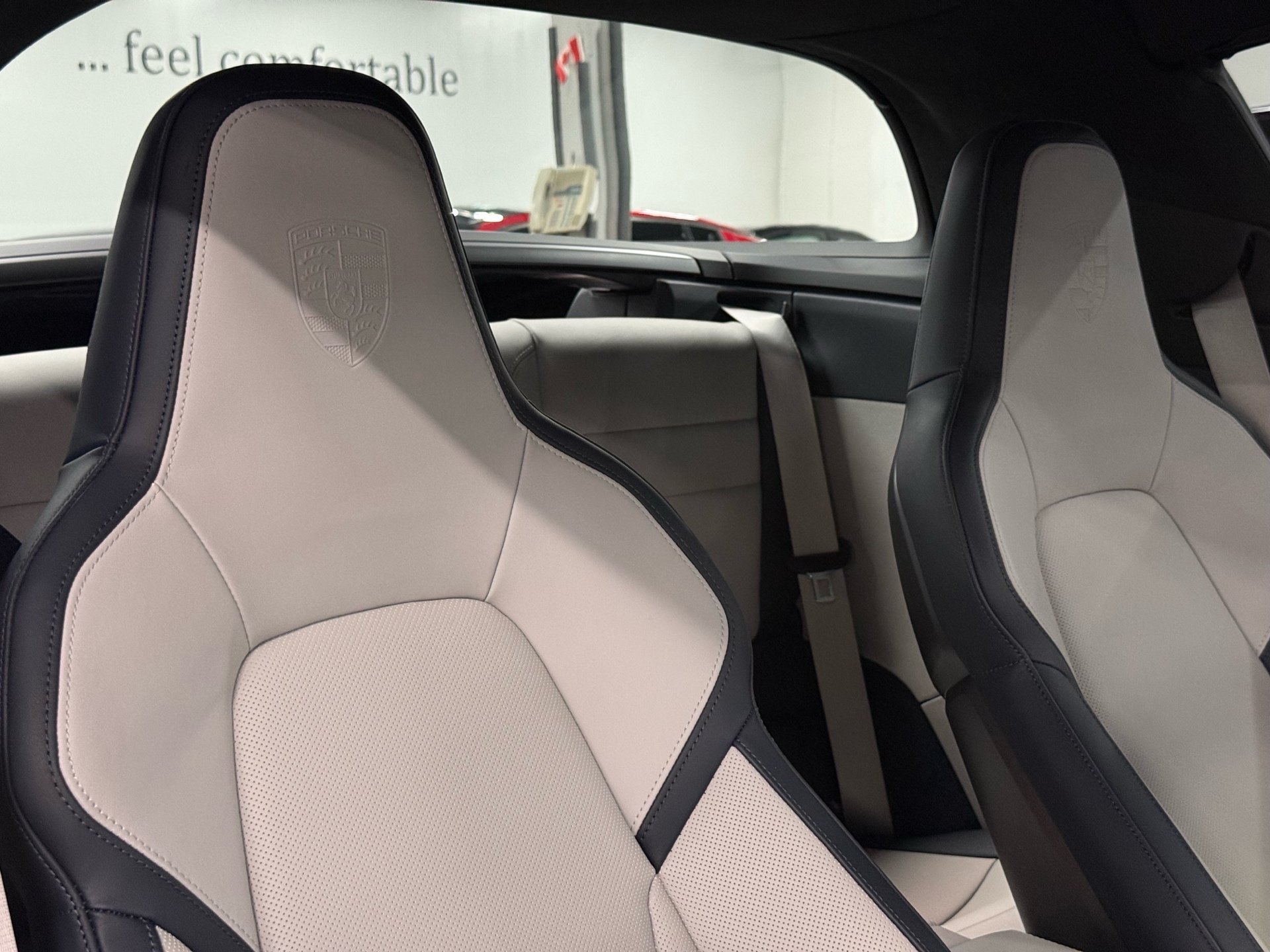 2025 Porsche 911 Targa 4 GTS T-HYBRID, 多伦多, 全款车