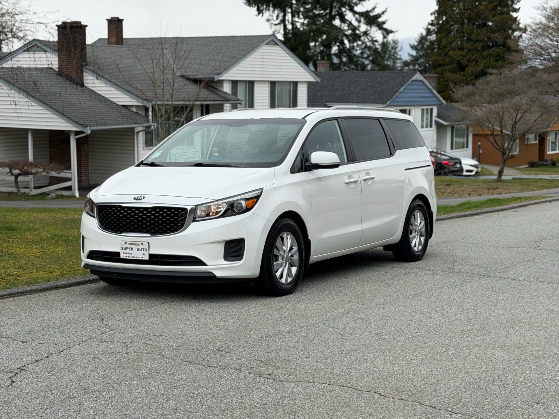 2015 Kia Sedona LX Plus