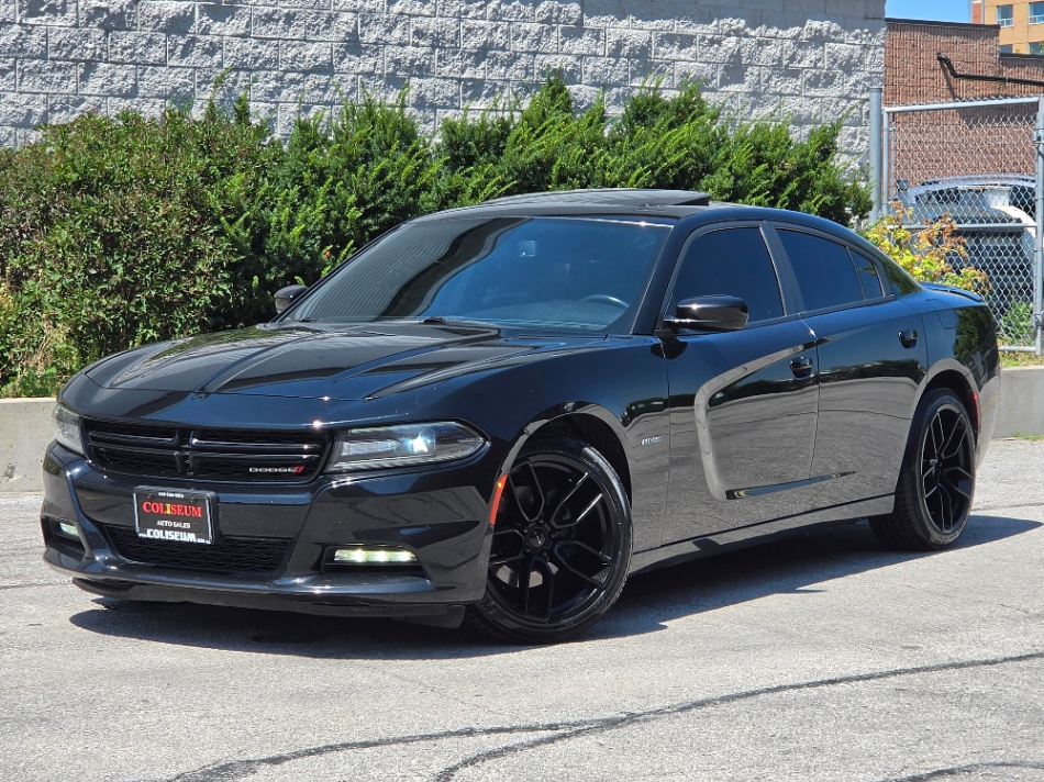 Black 2017 Dodge Charger Sedan Rear-Wheel Drive Automatic