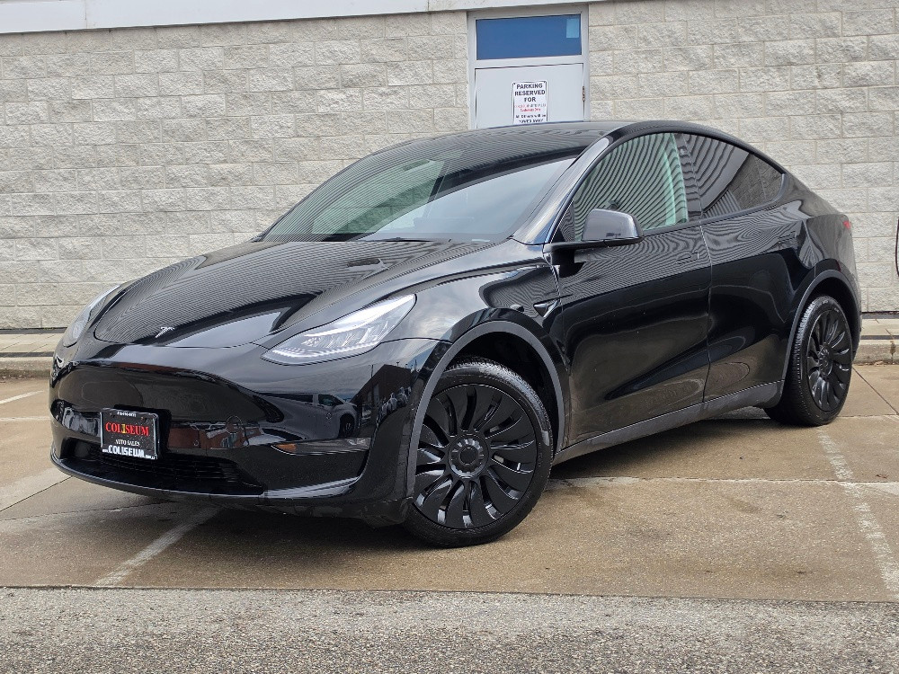2022 Tesla Model Y Long Range AWD