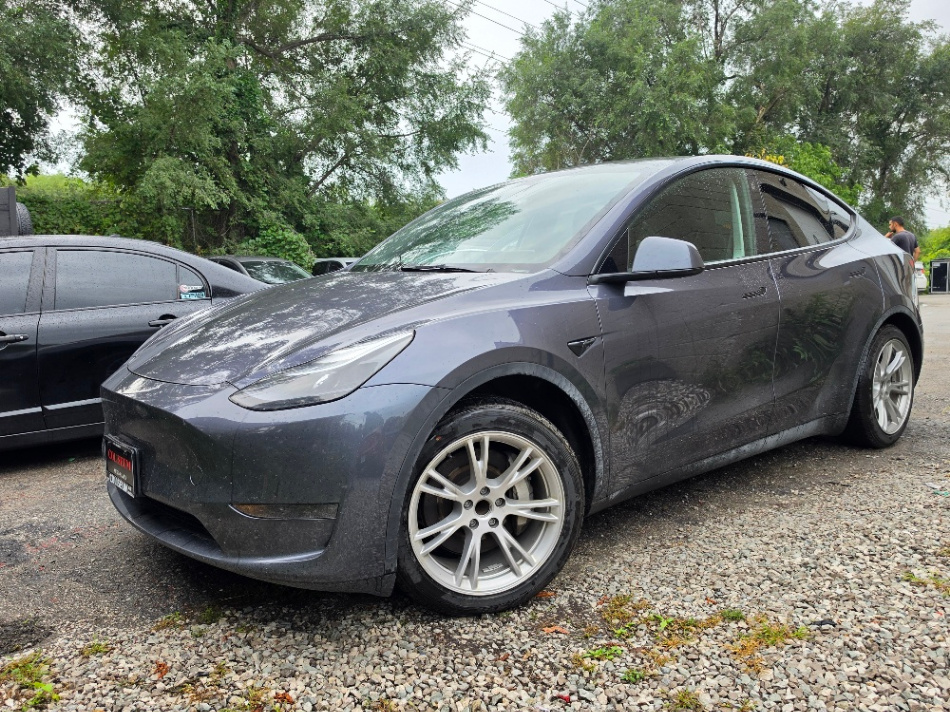 2023 Tesla Model Y RWD