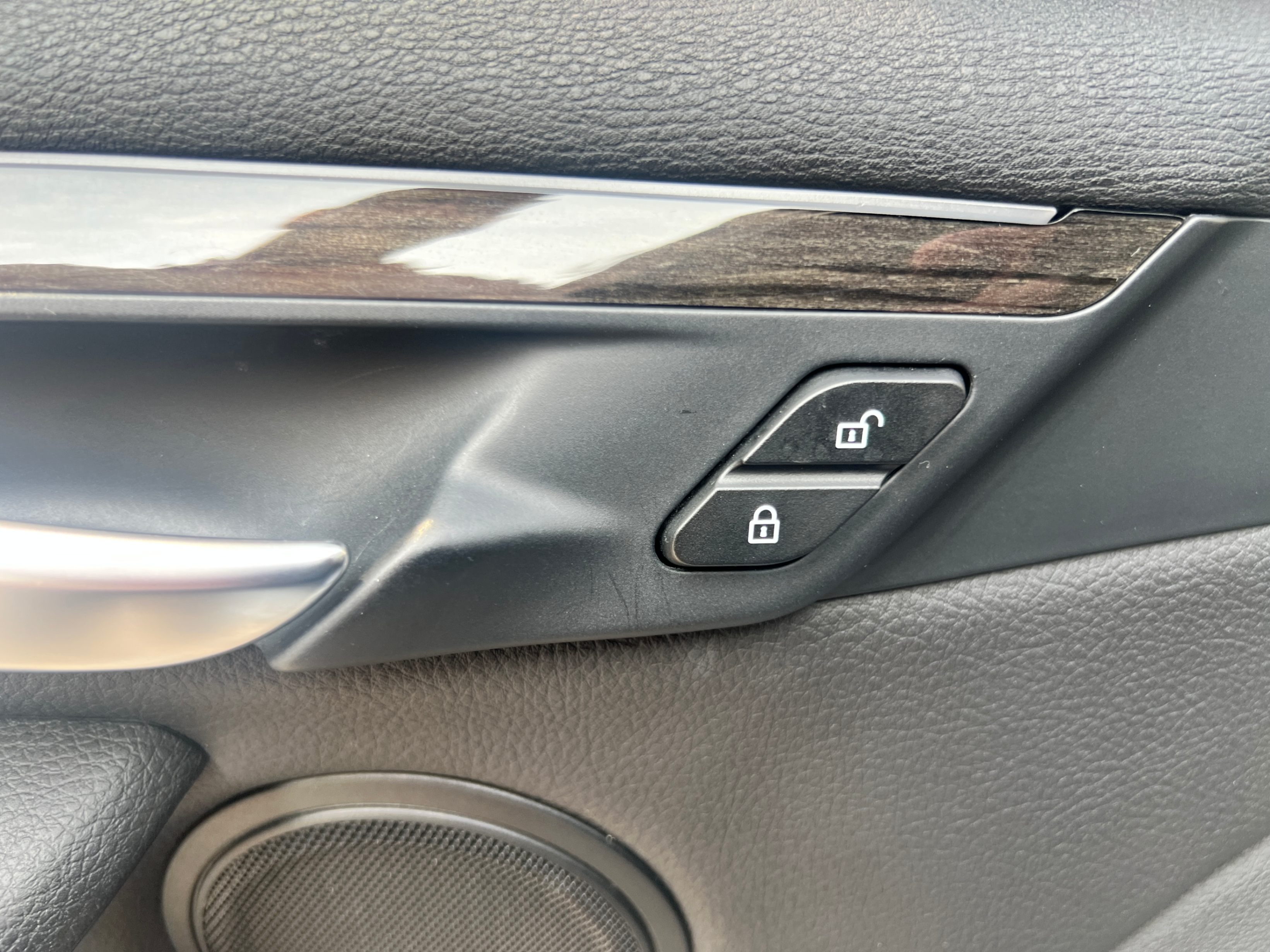 /crownautomobile/2018-BMW-X1-338425124100765.jpg