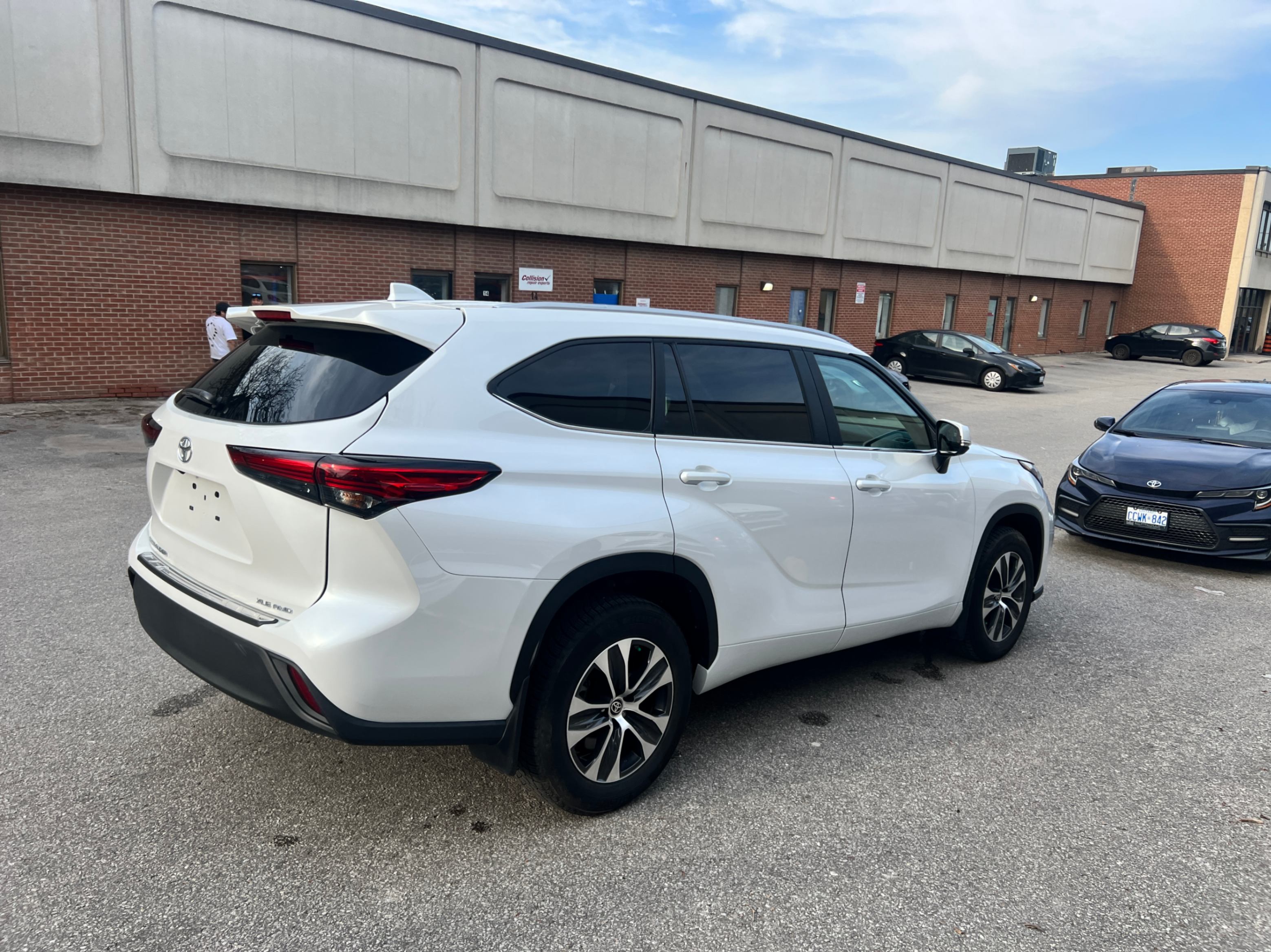 /crownautomobile/2023-Toyota-Highlander-07999997517240653.jpg